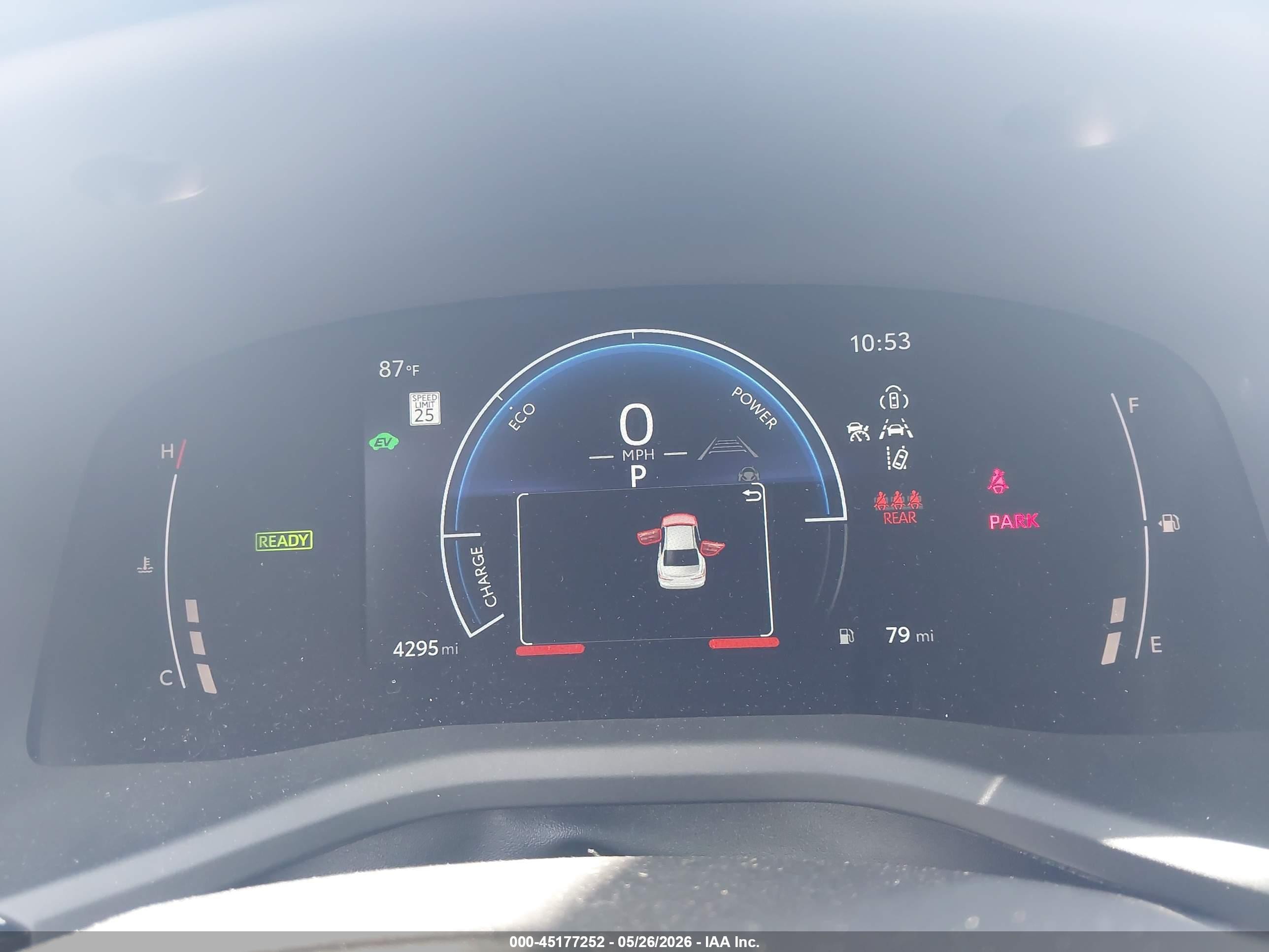 2026 Toyota Camry Le Blue vin: 4T1DAACK3TU260984
