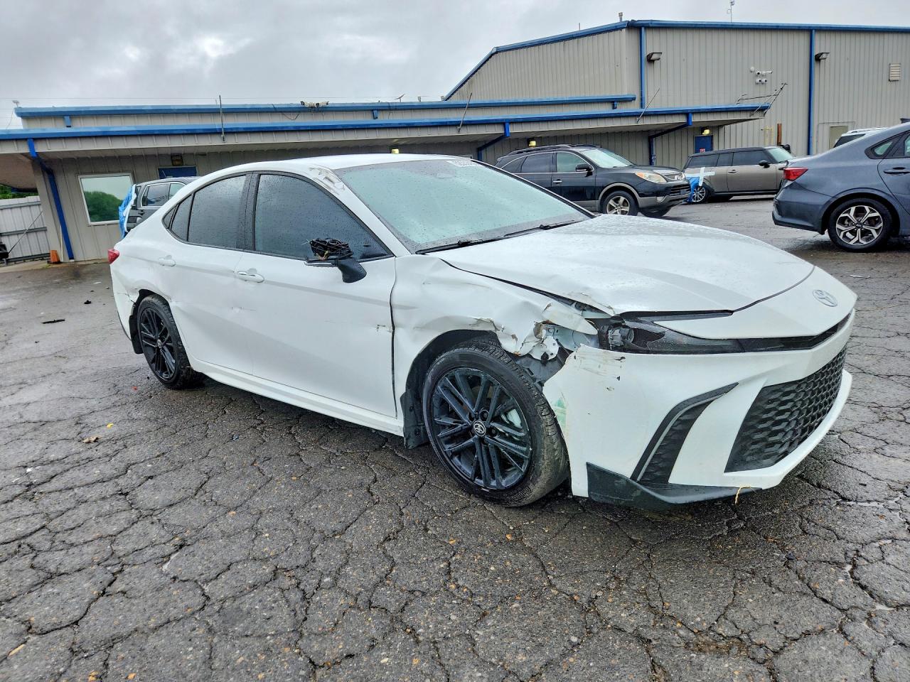 2026 Toyota Camry Se Белый vin: 4T1DAACK3TU690630