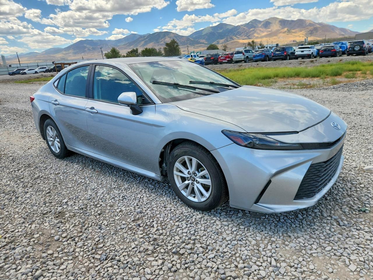 2025 Toyota Camry Le Silver vin: 4T1DAACK4SU008367
