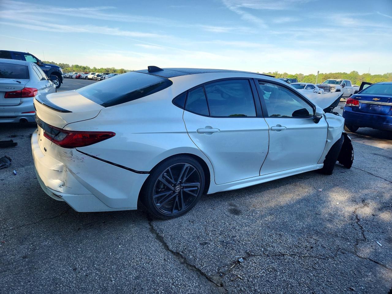 2025 Toyota Camry Xse Белый vin: 4T1DAACK4SU016453
