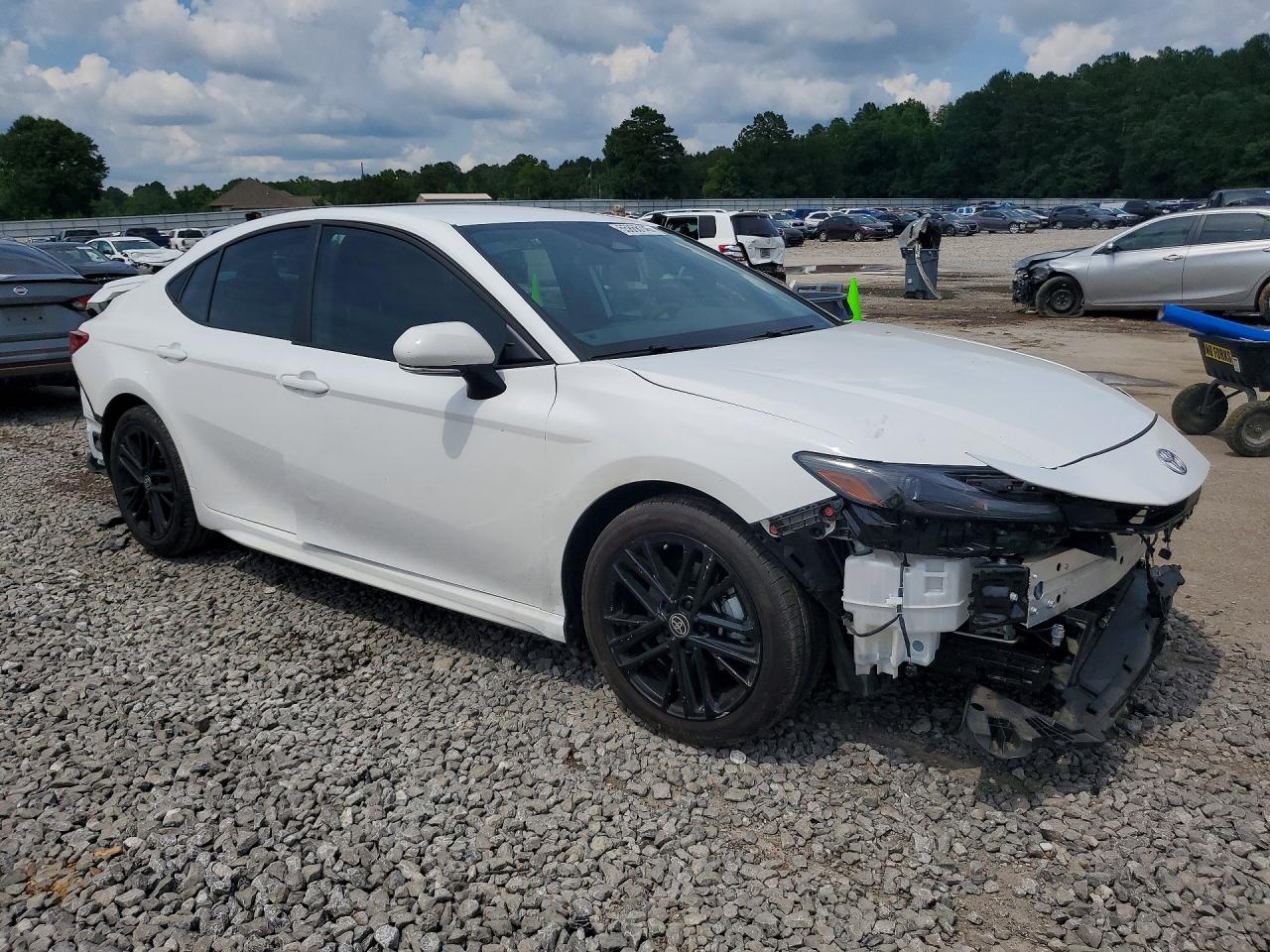 2025 Toyota Camry Se Белый vin: 4T1DAACK4SU119713