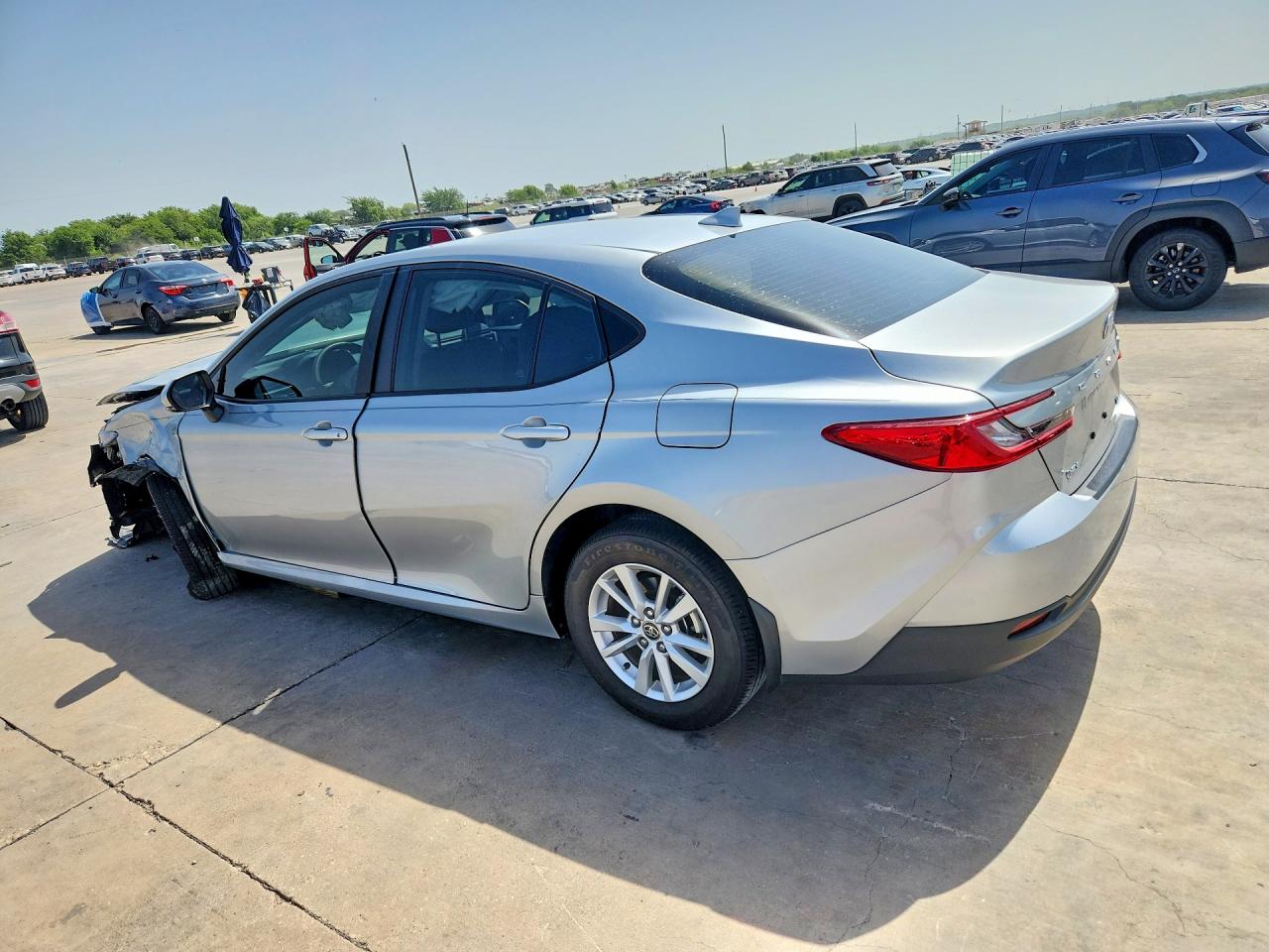 2025 Toyota Camry Le Silver vin: 4T1DAACK4SU150959