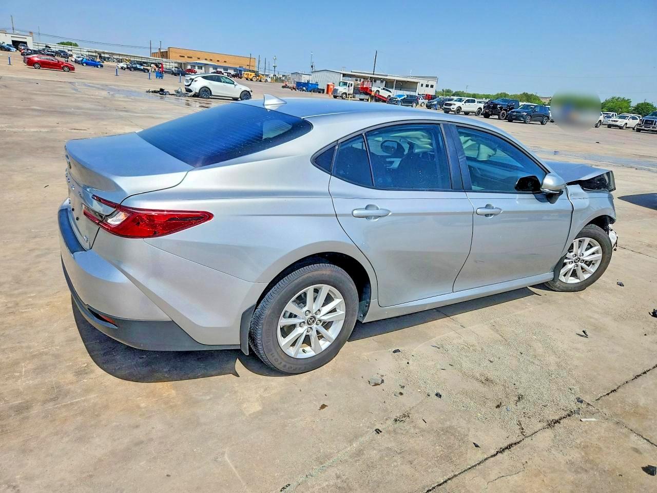2025 Toyota Camry Le Silver vin: 4T1DAACK4SU150959