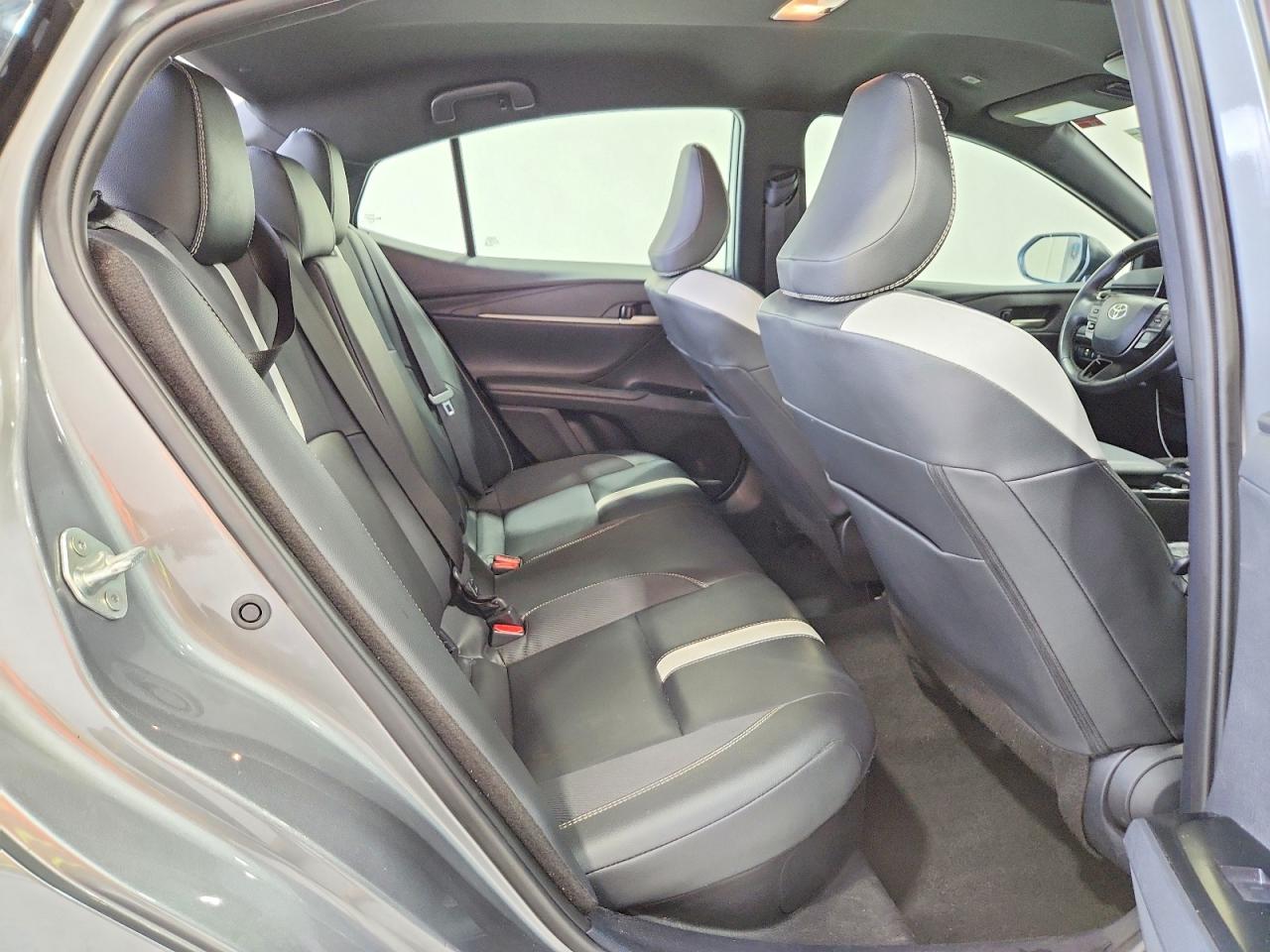 2025 Toyota Camry Se Gray vin: 4T1DAACK4SU520145