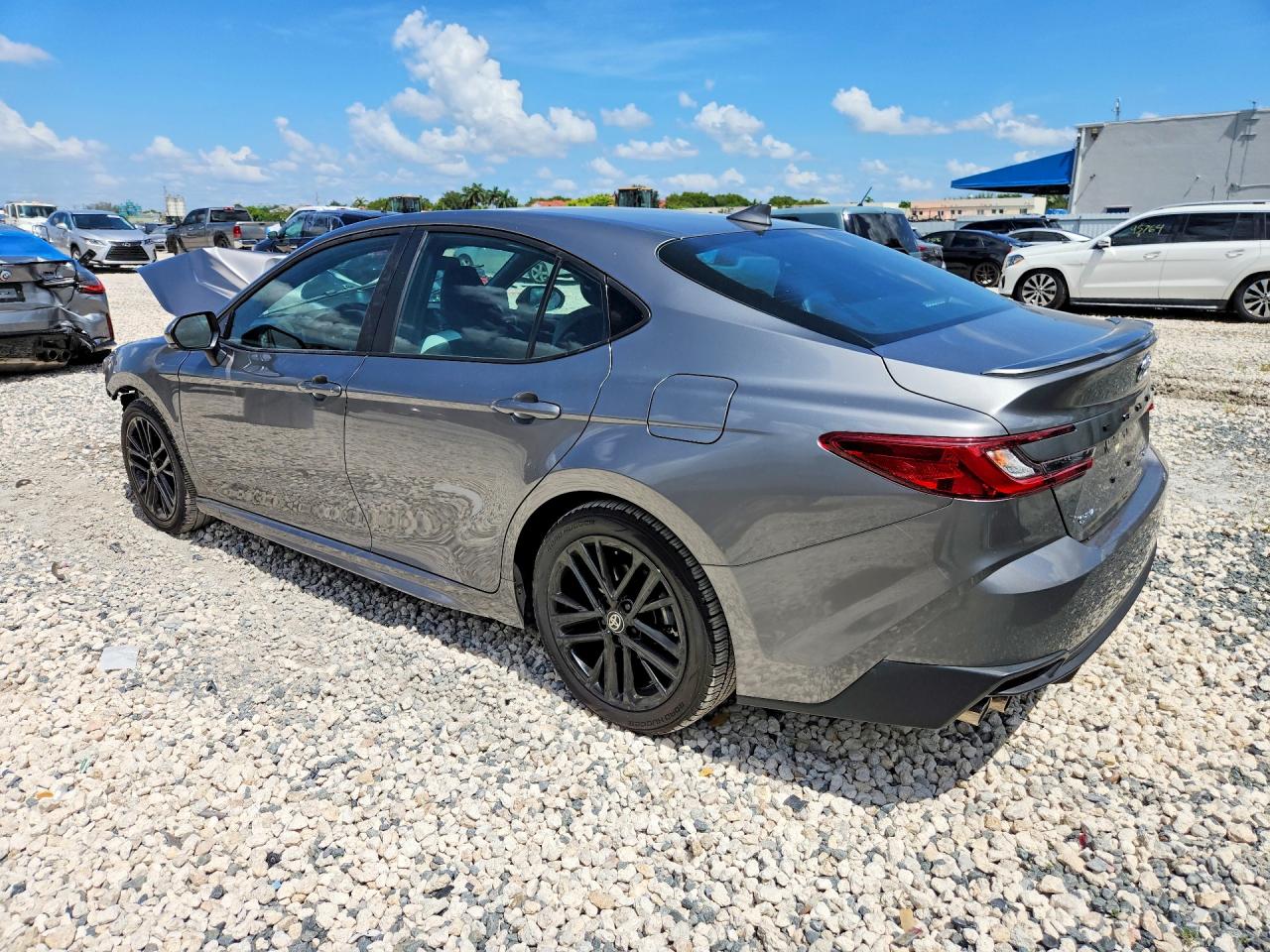 2025 Toyota Camry Se Gray vin: 4T1DAACK4SU538502