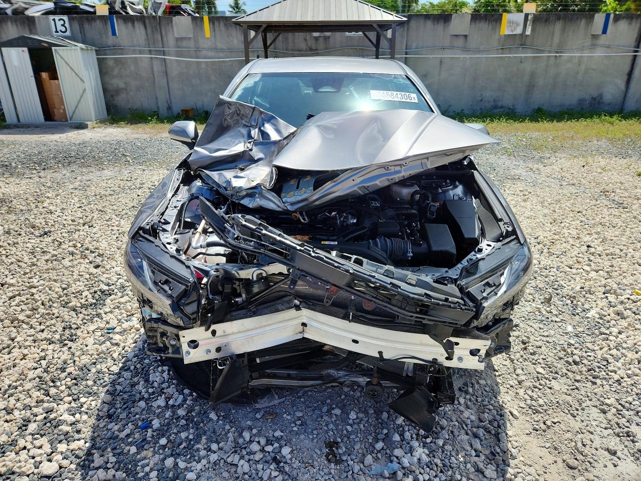 2025 Toyota Camry Se Gray vin: 4T1DAACK4SU538502