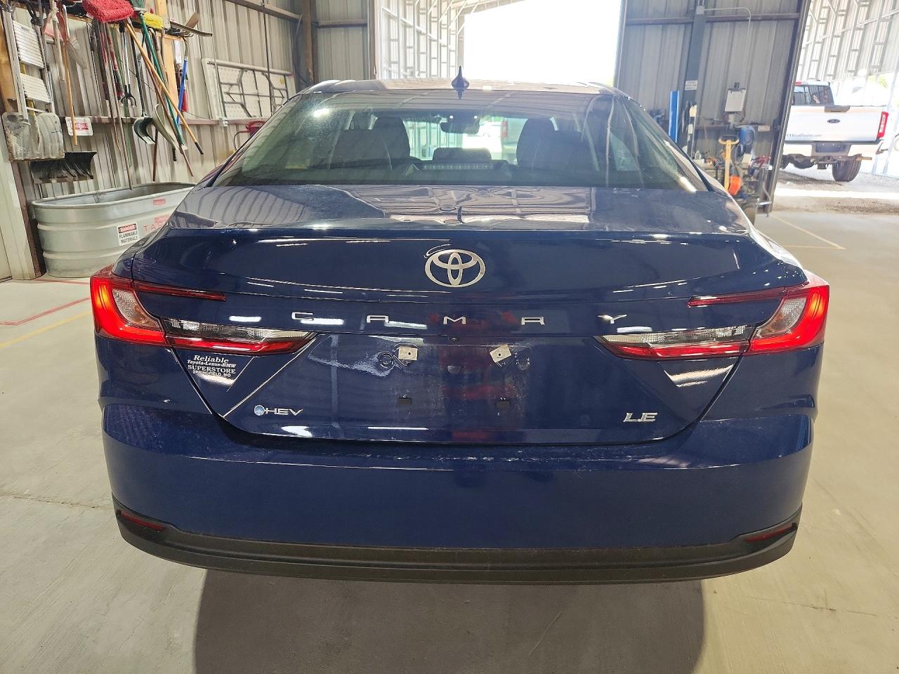 2026 Toyota Camry Le Blue vin: 4T1DAACK4TU265532