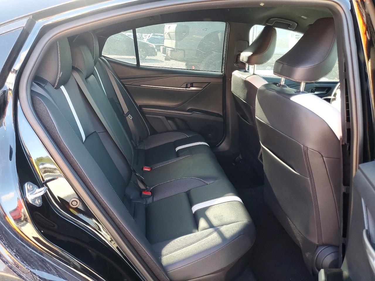 2026 Toyota Camry Se Black vin: 4T1DAACK4TU741472