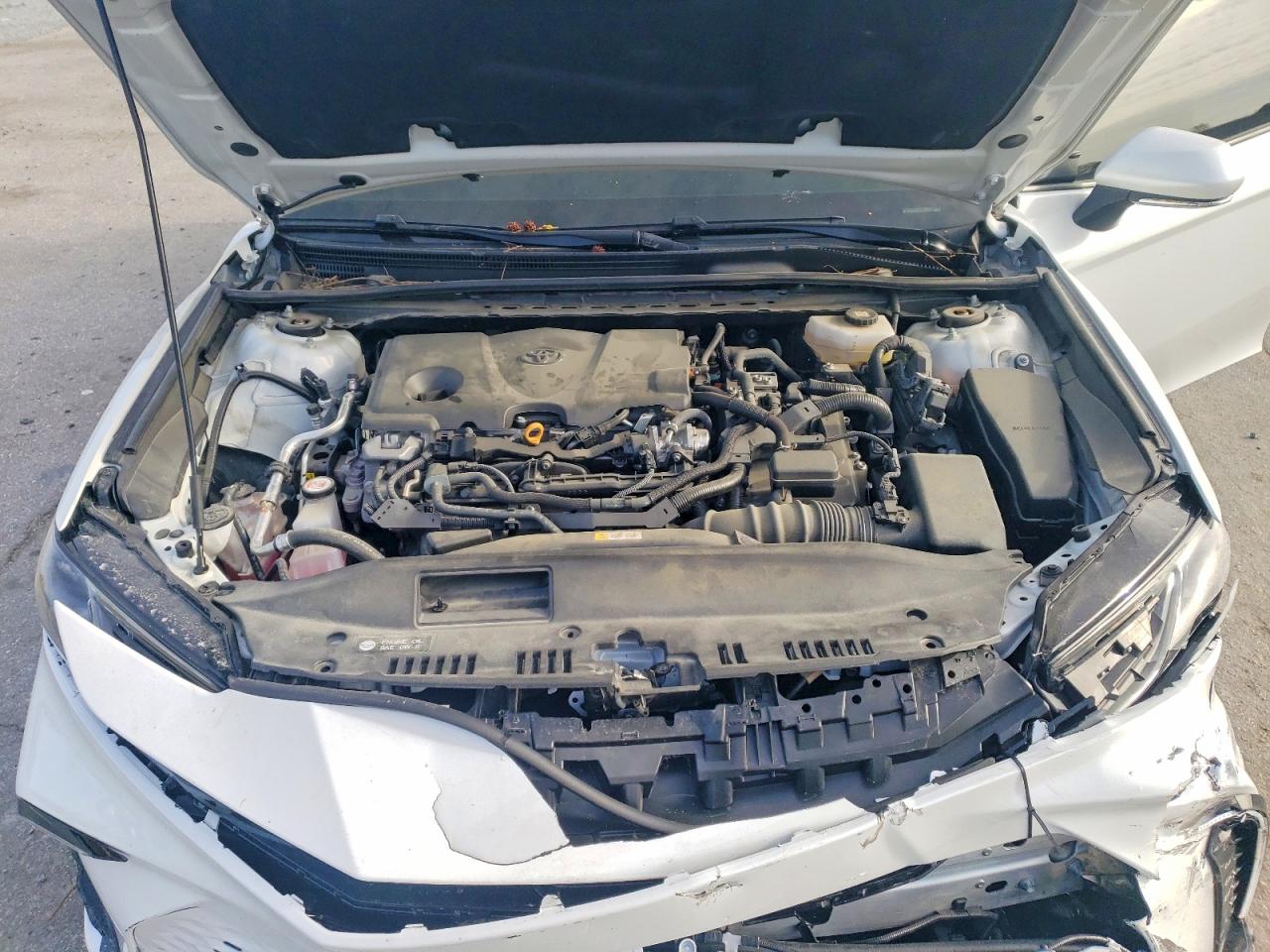 2025 Toyota Camry Xse White vin: 4T1DAACK5SU024853