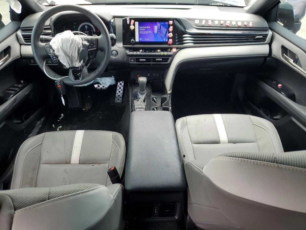 2025 Toyota Camry Se Black vin: 4T1DAACK5SU047128