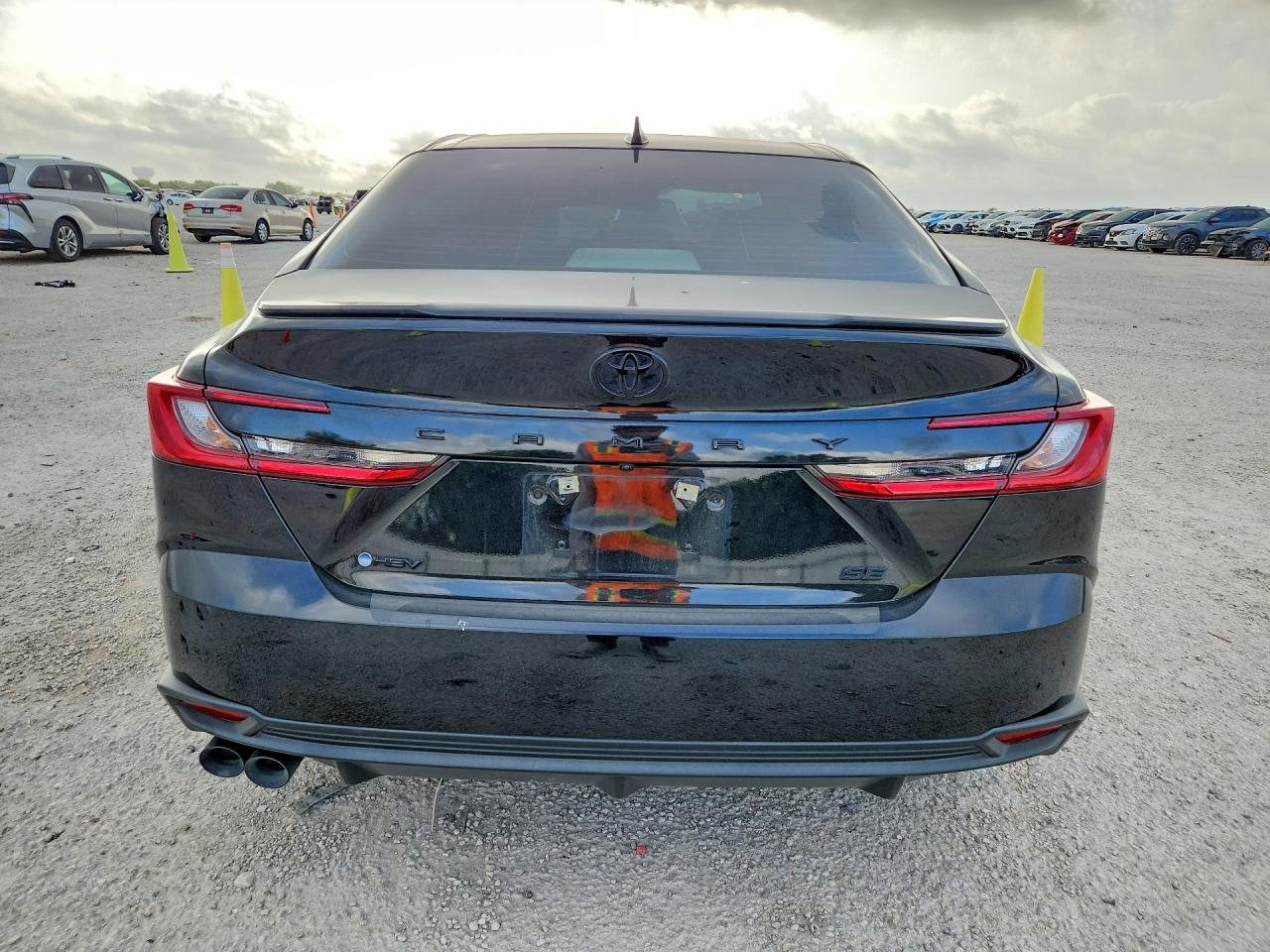2025 Toyota Camry Se Black vin: 4T1DAACK5SU177863