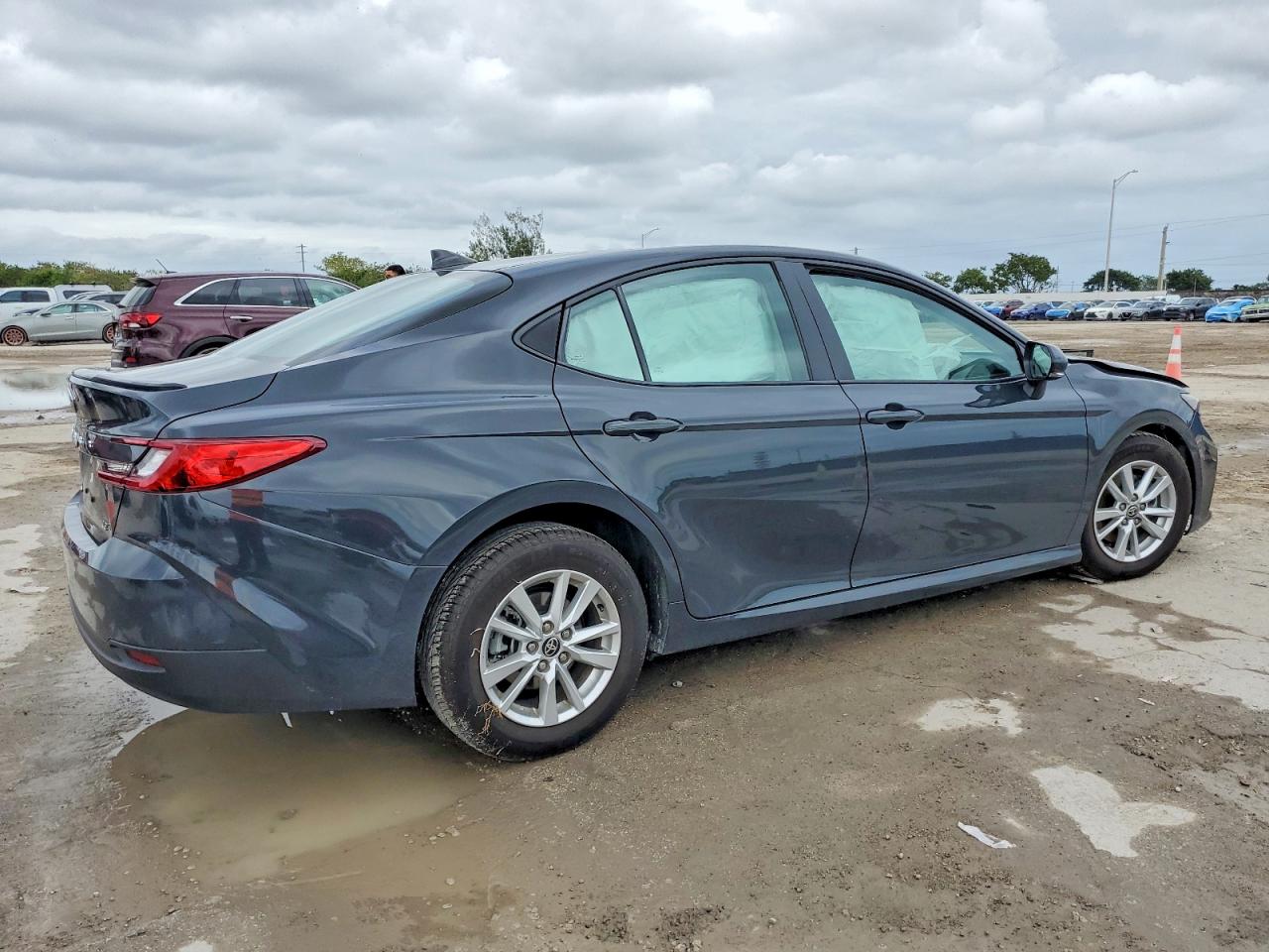 2025 Toyota Camry Серый vin: 4T1DAACK5SU577955