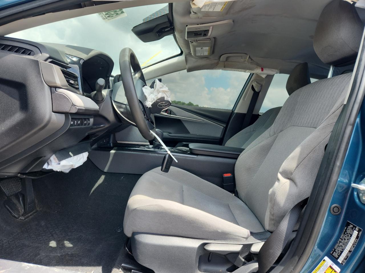 2025 Toyota Camry Le Blue vin: 4T1DAACK5SU592018