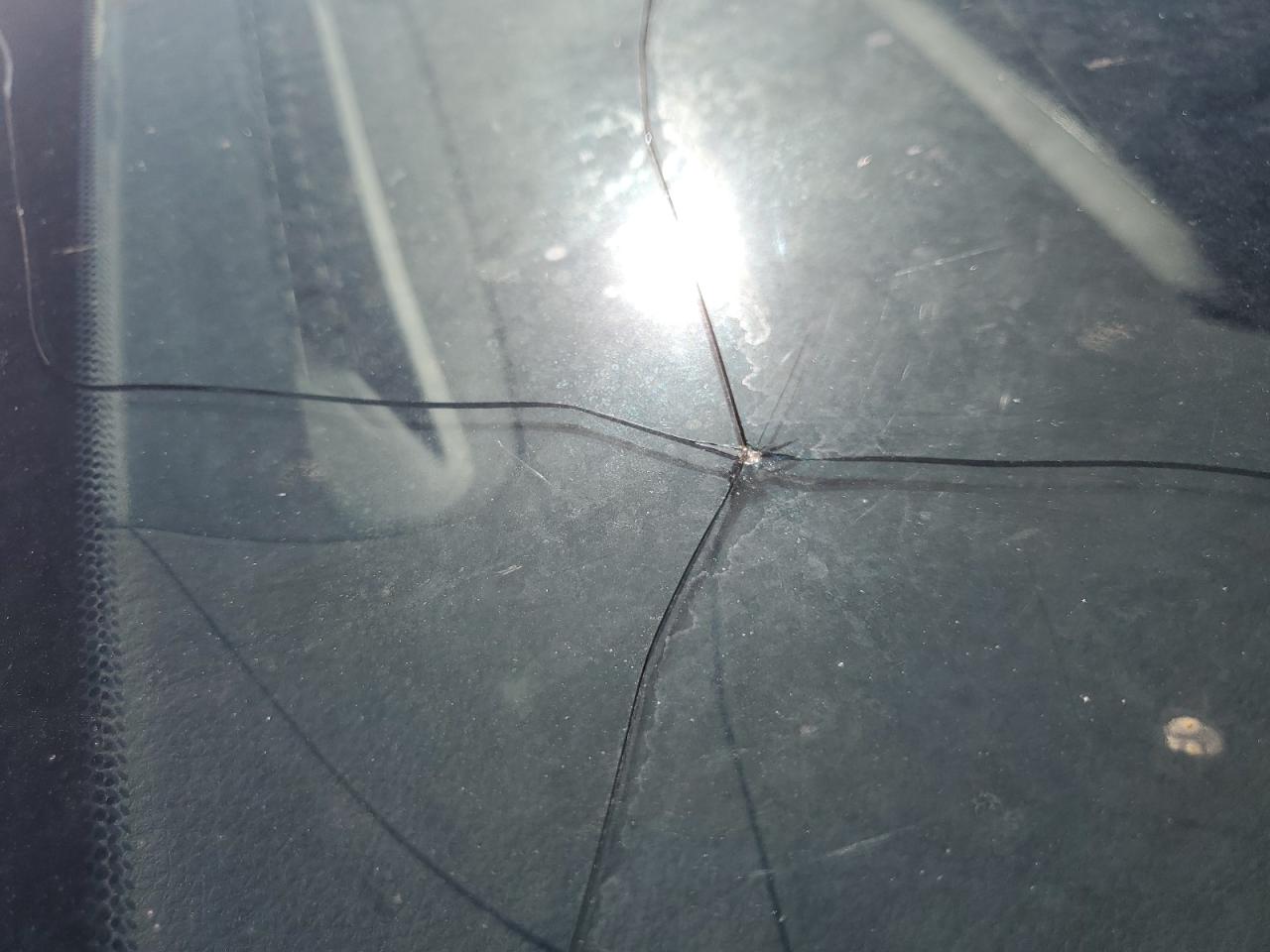 2025 Toyota Camry Le Black vin: 4T1DAACK5SU612008 Damage: Windshield, Broken, Replacement Required