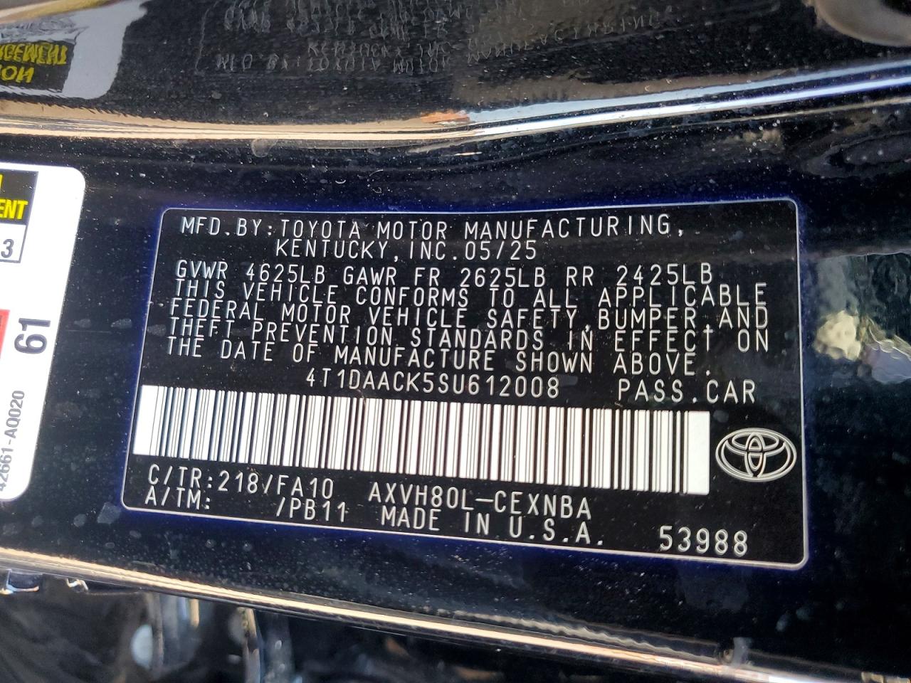 2025 Toyota Camry Le Black vin: 4T1DAACK5SU612008
