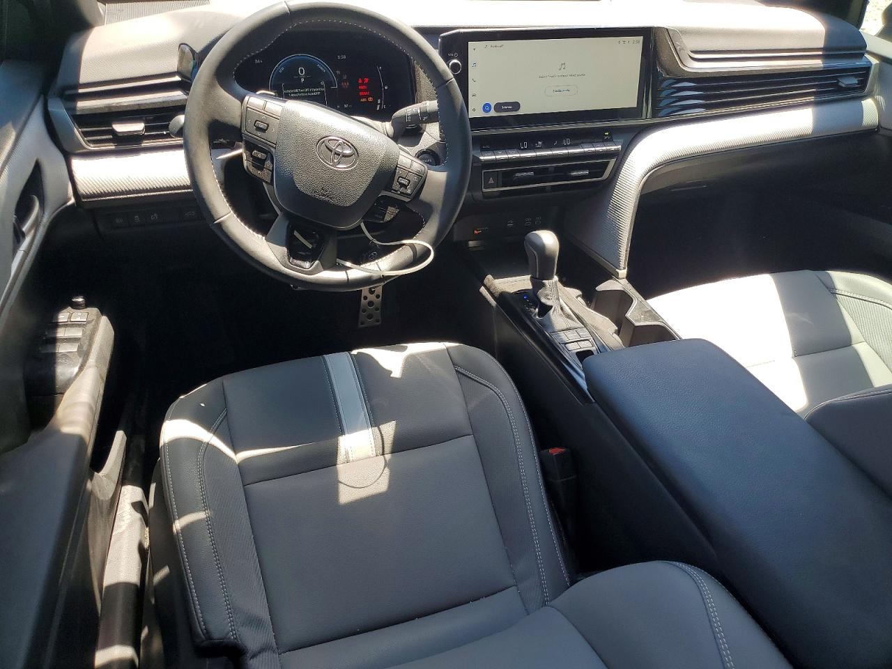 2025 Toyota Camry Se Черный vin: 4T1DAACK5SU622649