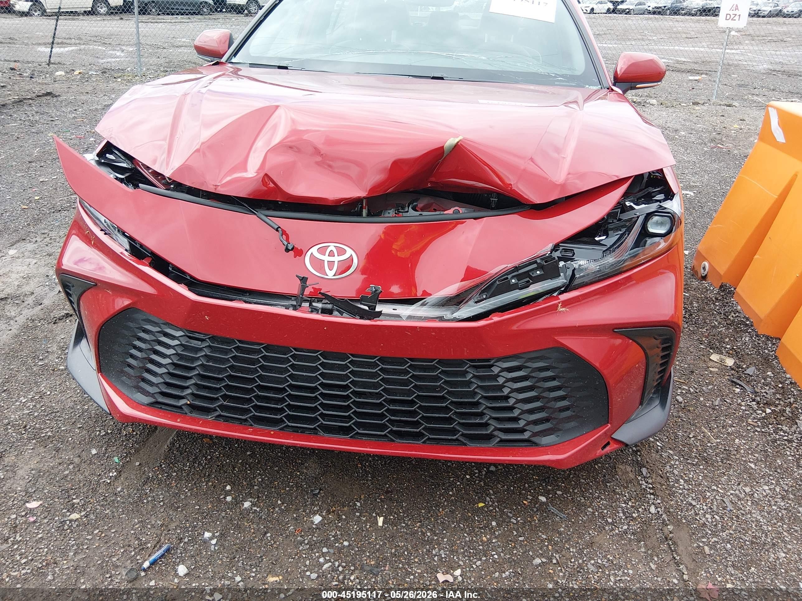 2026 Toyota Camry Se Red vin: 4T1DAACK5TU295932