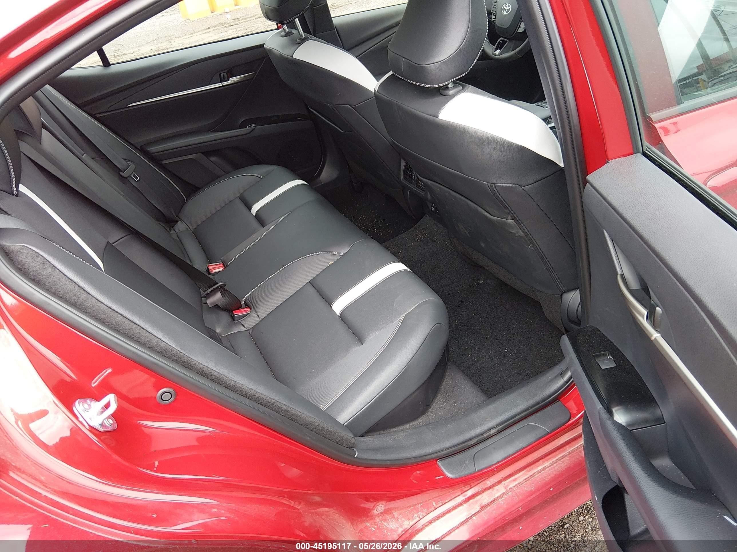 2026 Toyota Camry Se Red vin: 4T1DAACK5TU295932