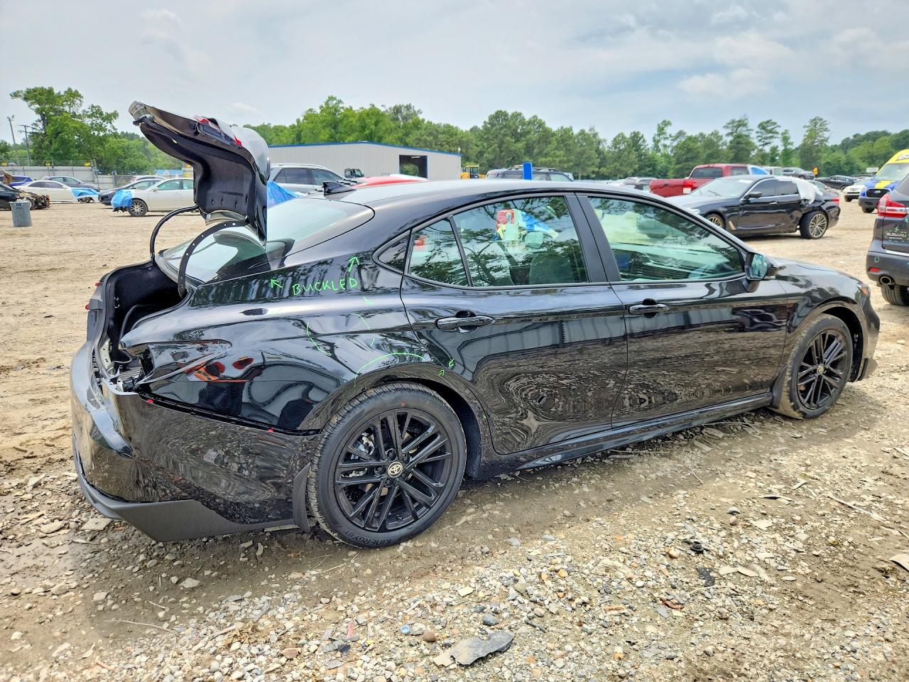 2026 Toyota Camry Se Black vin: 4T1DAACK5TU328220