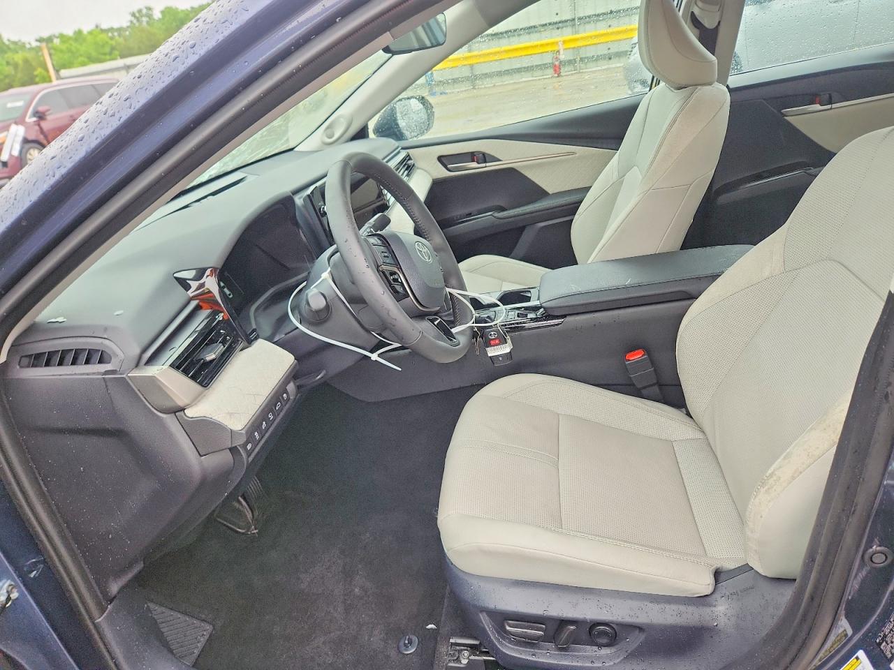 2026 Toyota Camry Xle Blue vin: 4T1DAACK5TU673201