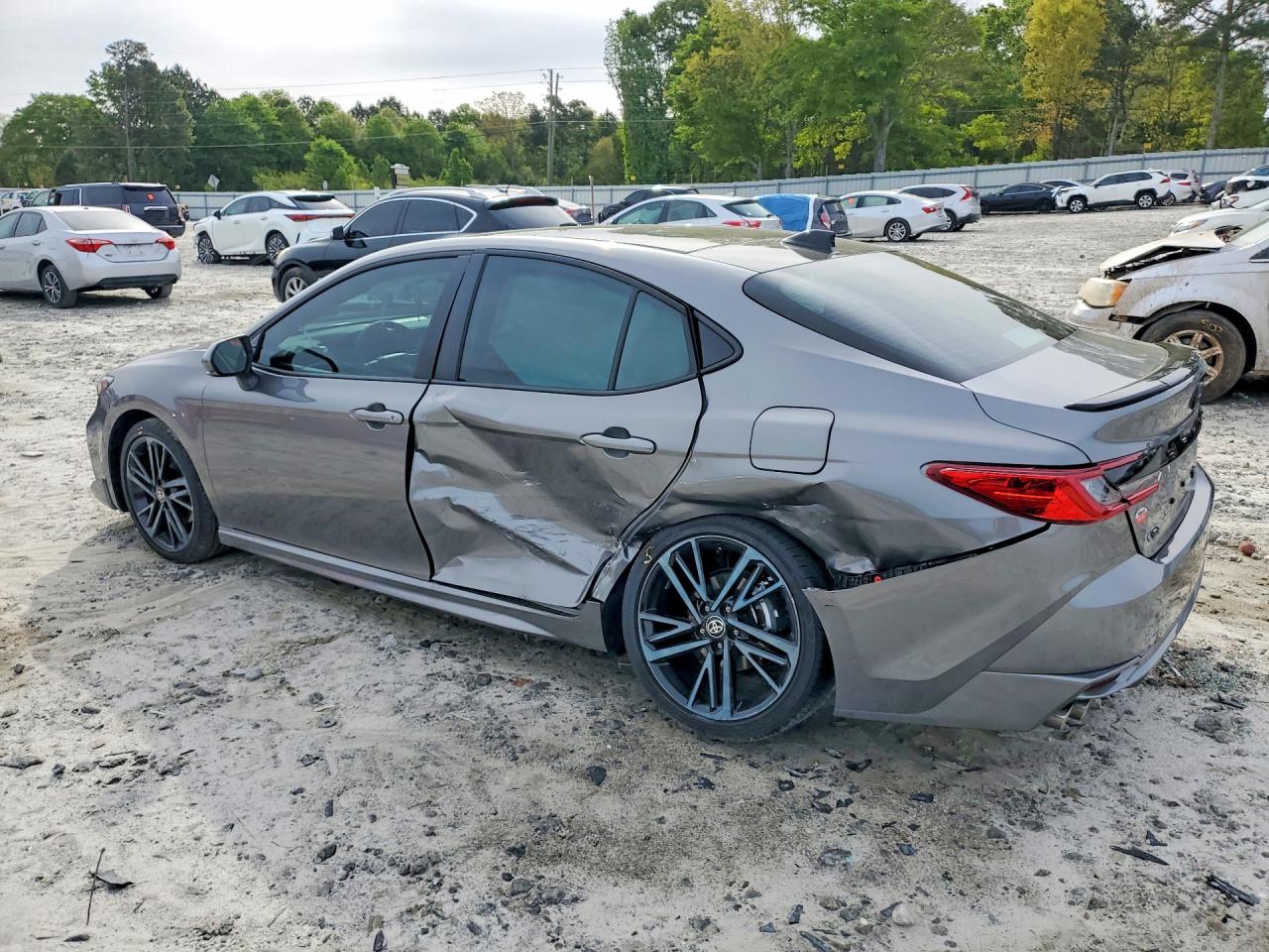 2026 Toyota Camry Xse Silver vin: 4T1DAACK5TU682223