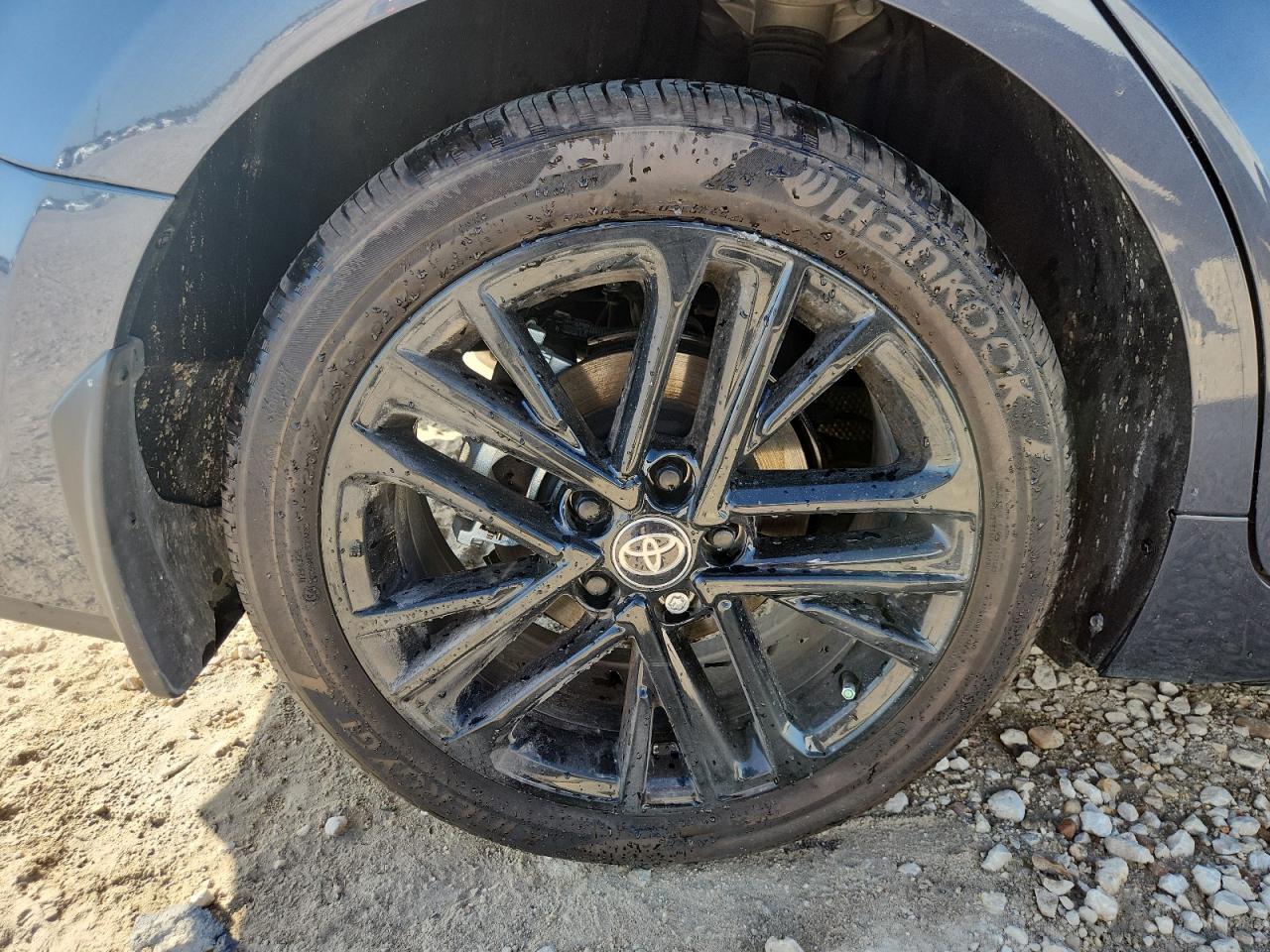2026 Toyota Camry Se Gray vin: 4T1DAACK5TU731050 Damage: Right Rear Wheel, Curb Rash, 3 To 4 Inches