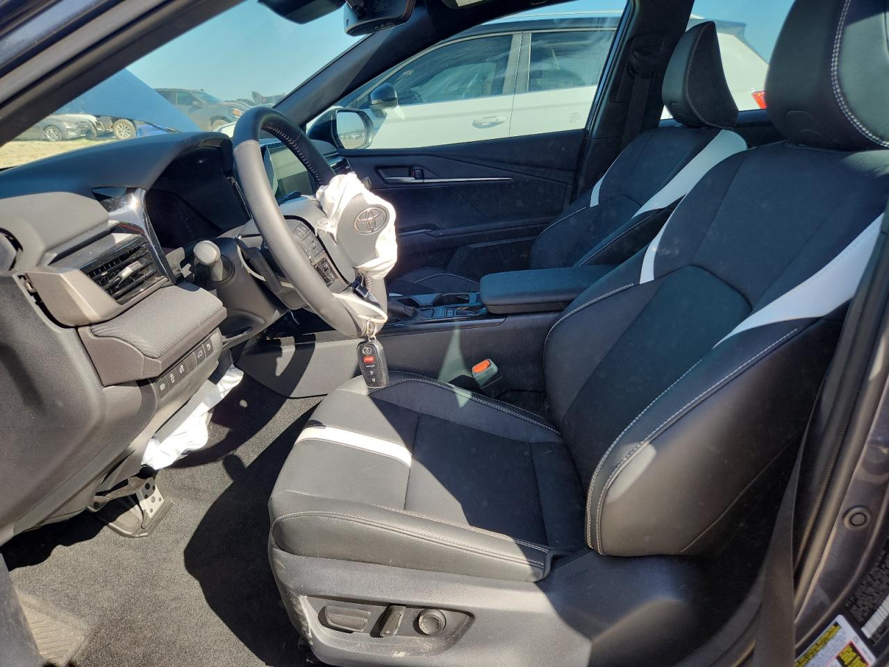 2026 Toyota Camry Se Gray vin: 4T1DAACK5TU731050 Damage: Airbag - Front Left, Deployed, Replacement Required