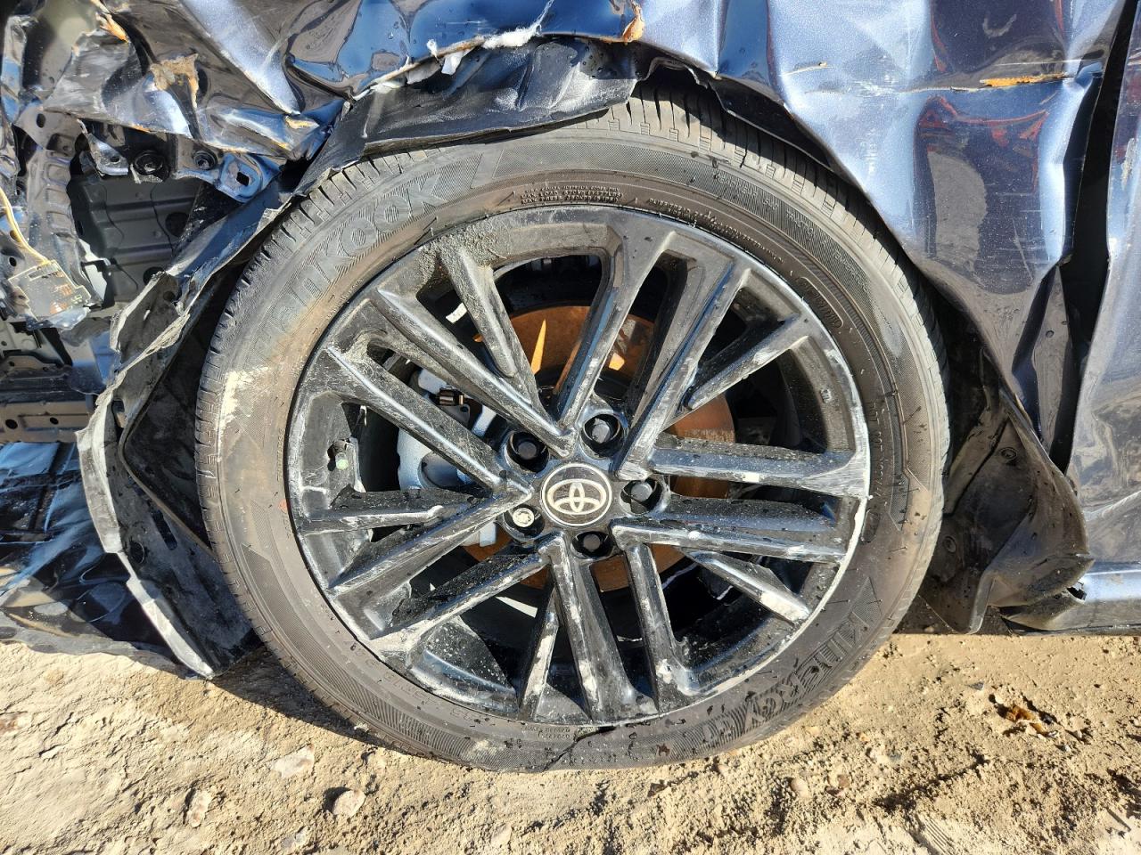 2026 Toyota Camry Se Gray vin: 4T1DAACK5TU731050 Damage: Left Front Wheel, Curb Rash, > 12 Inches