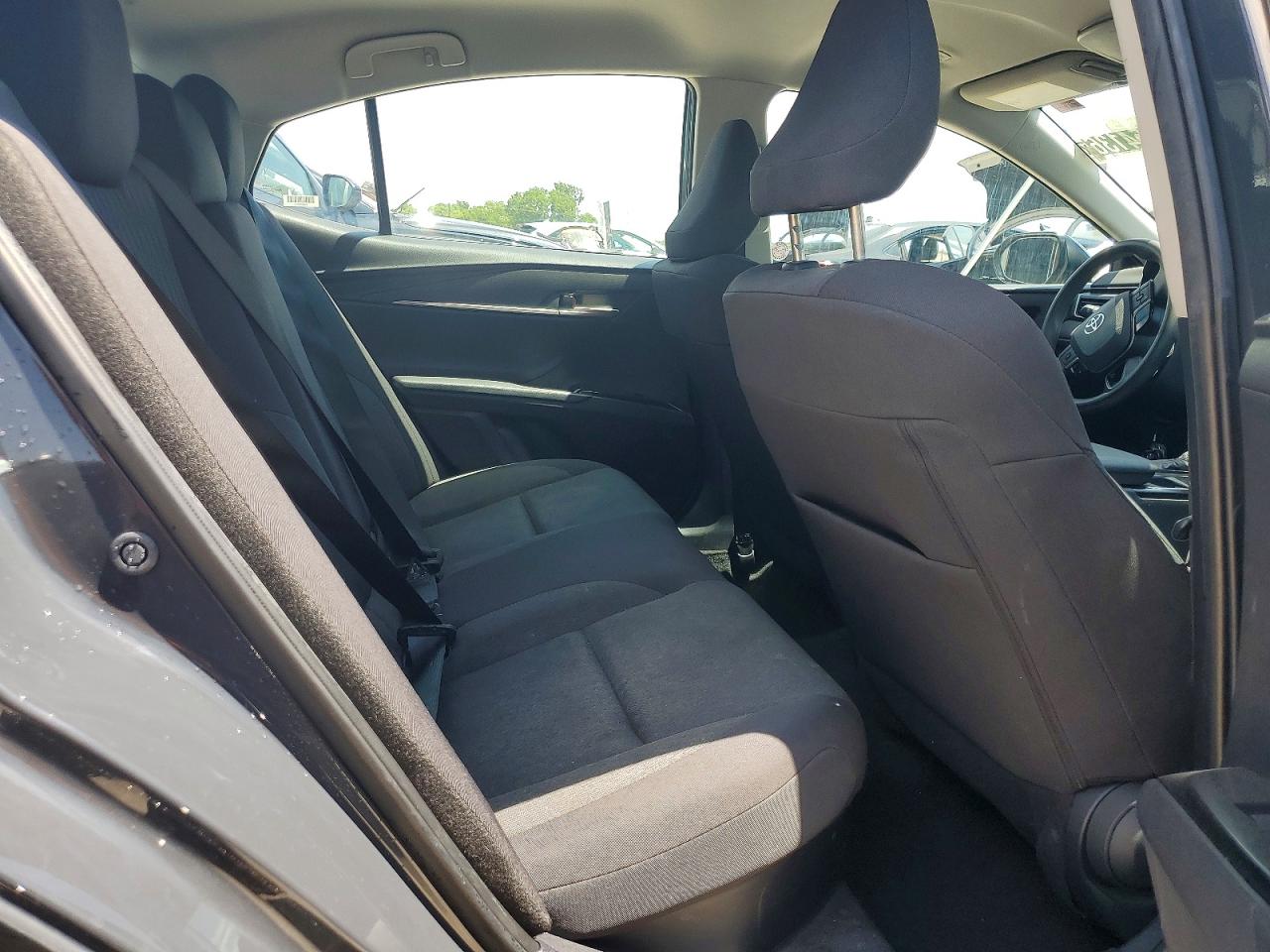2025 Toyota Camry Le Charcoal vin: 4T1DAACK6SU001436