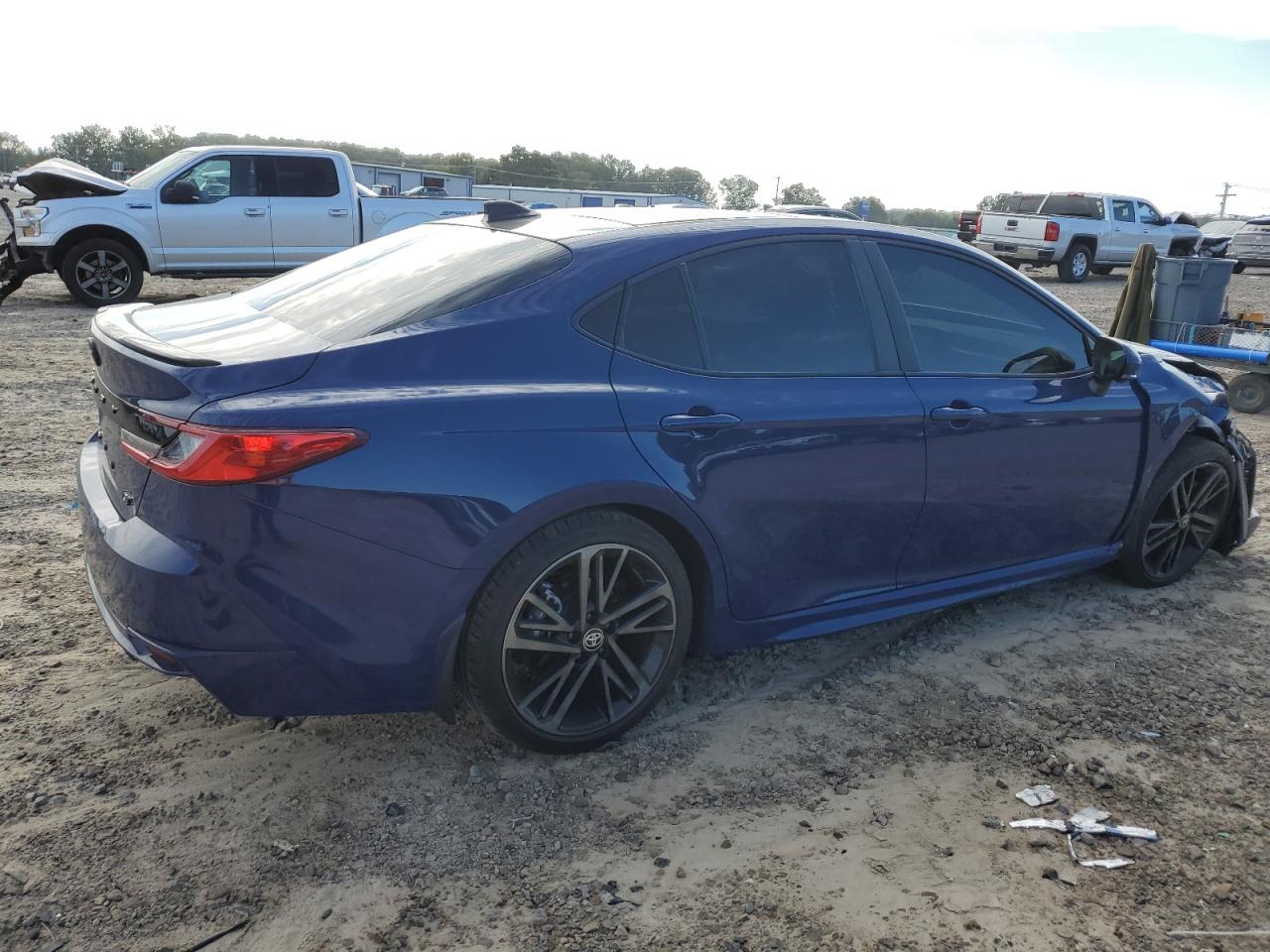 2025 Toyota Camry Xse Blue vin: 4T1DAACK6SU034565