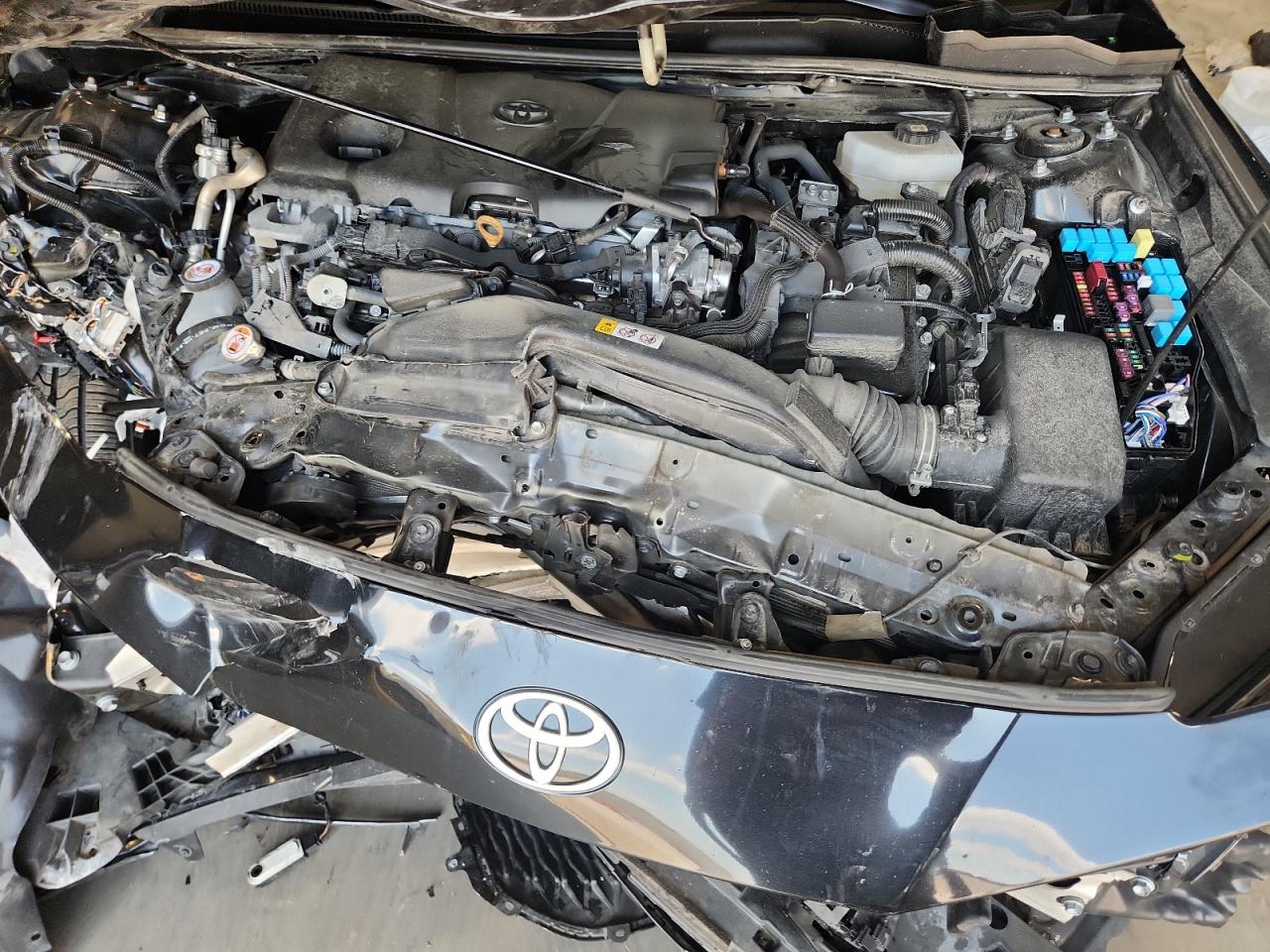 2025 Toyota Camry Xle Black vin: 4T1DAACK6SU039085 Damage: Core Support, Broken, Replacement Required