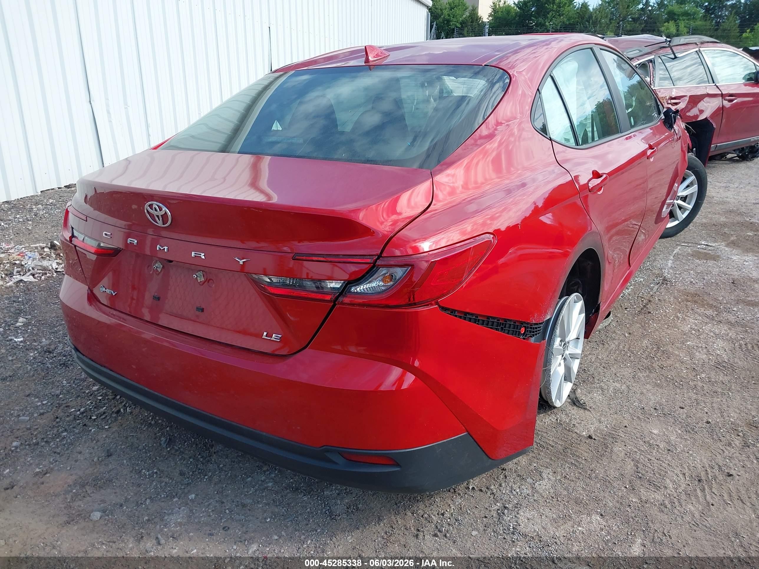 2025 Toyota Camry Le Red vin: 4T1DAACK6SU053309