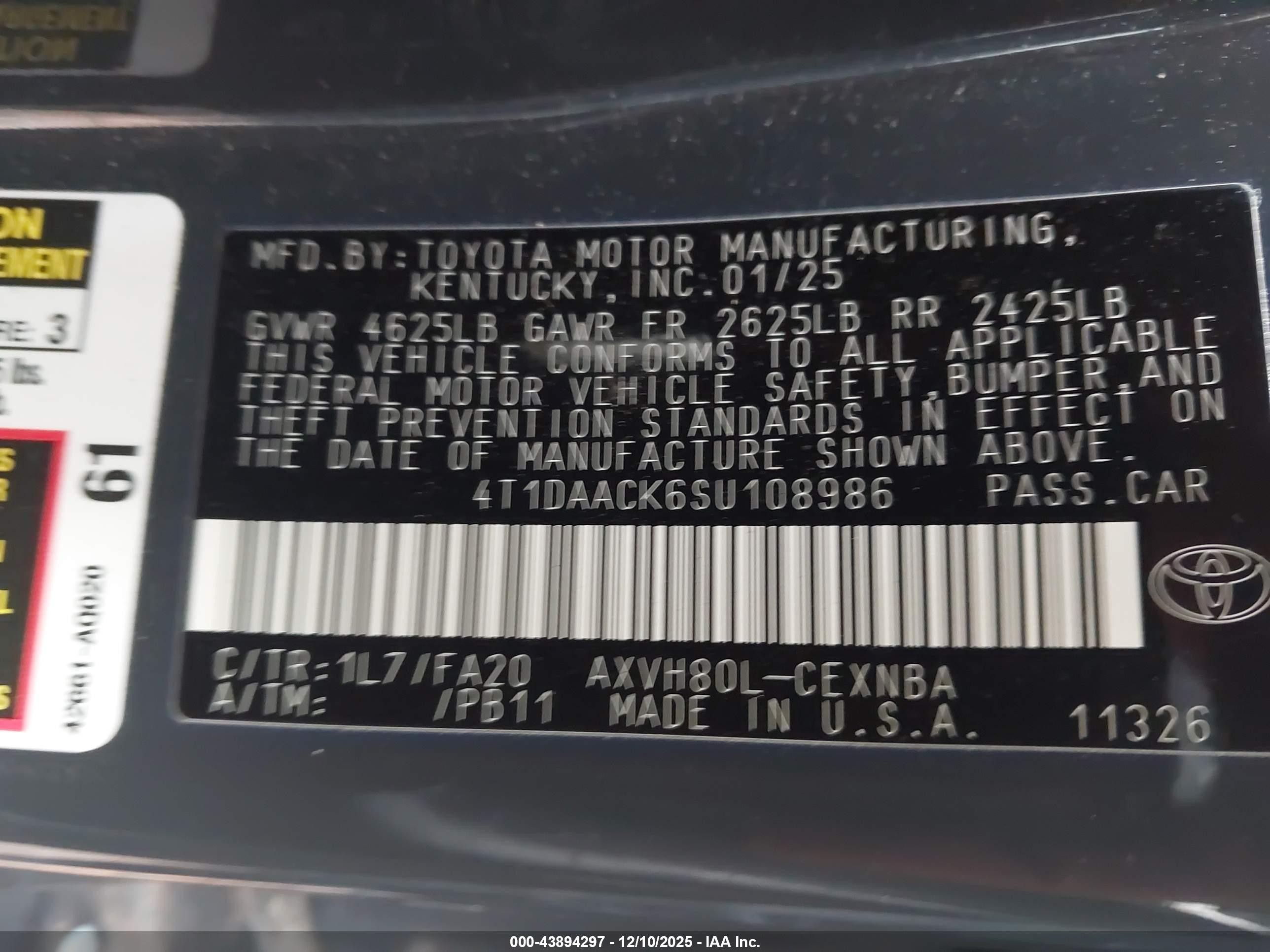2025 Toyota Camry Le Gray vin: 4T1DAACK6SU108986