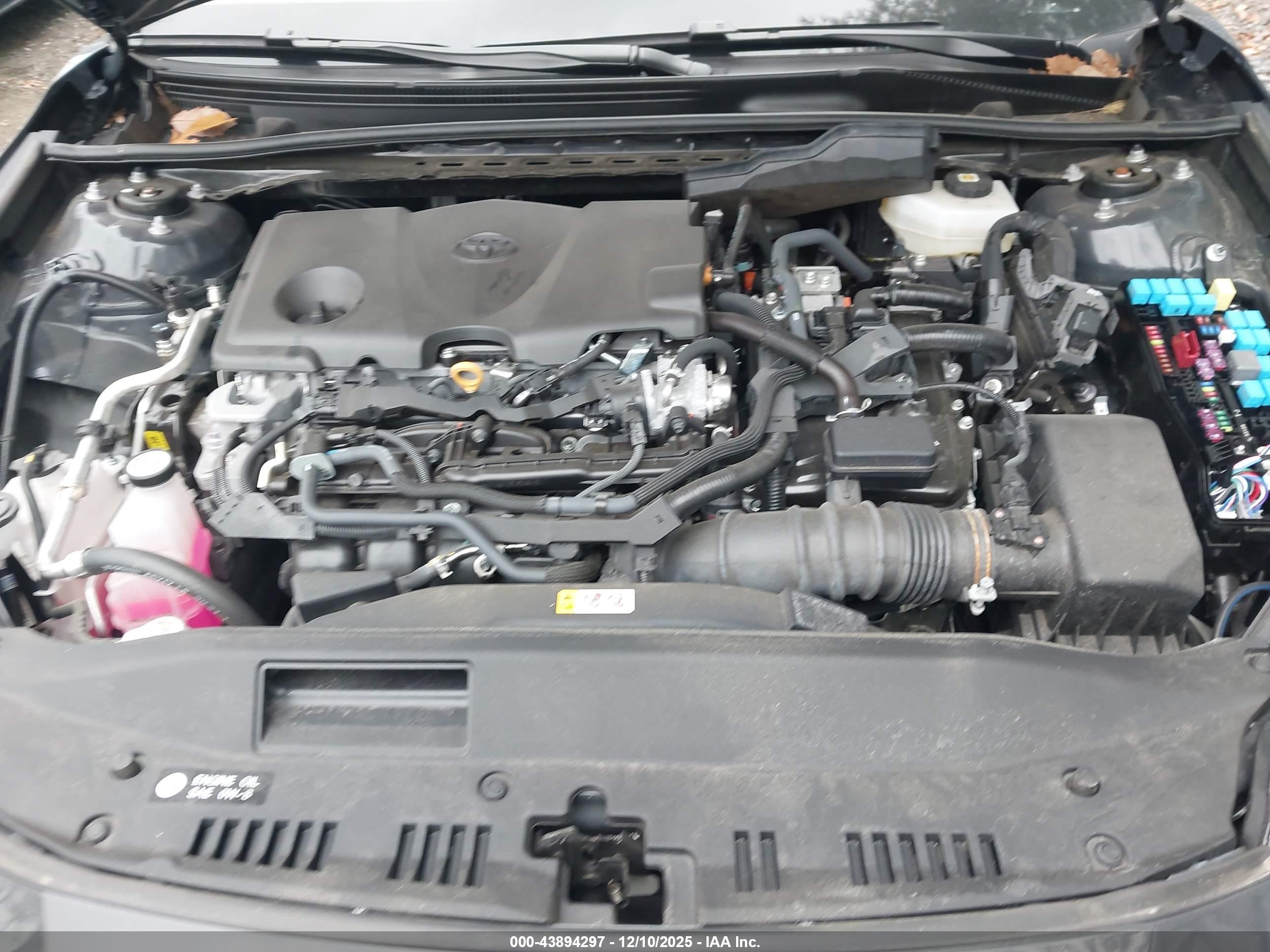 2025 Toyota Camry Le Gray vin: 4T1DAACK6SU108986