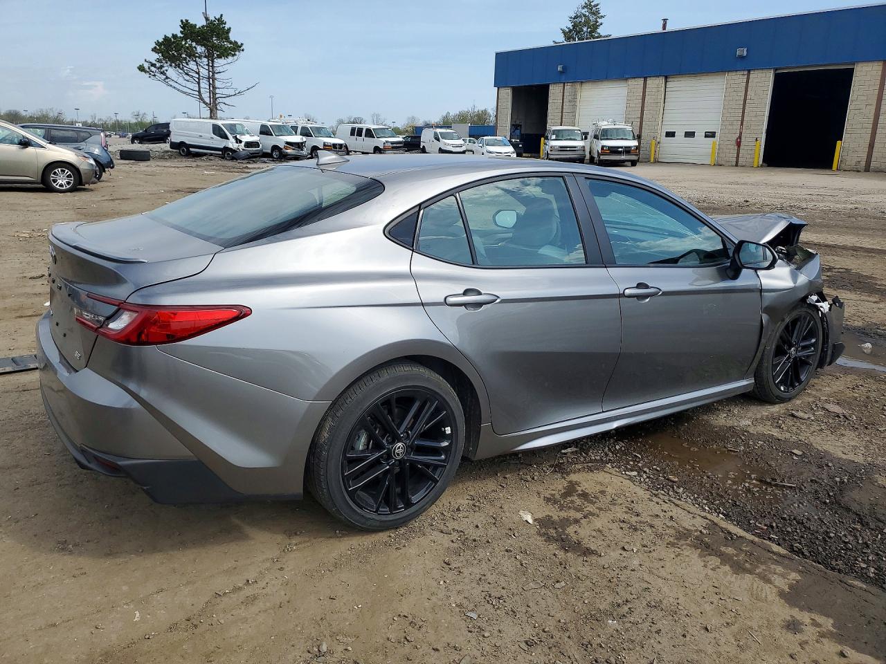 2025 Toyota Camry Se Gray vin: 4T1DAACK6SU580749