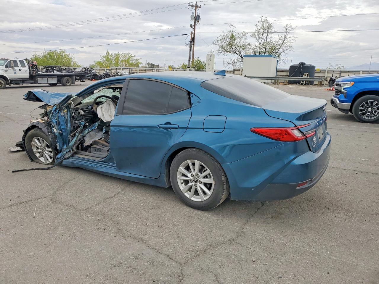 2025 Toyota Camry Le Синий vin: 4T1DAACK6SU619033