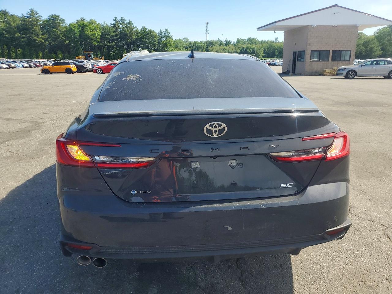 2026 Toyota Camry Se Угольный vin: 4T1DAACK6TU273311