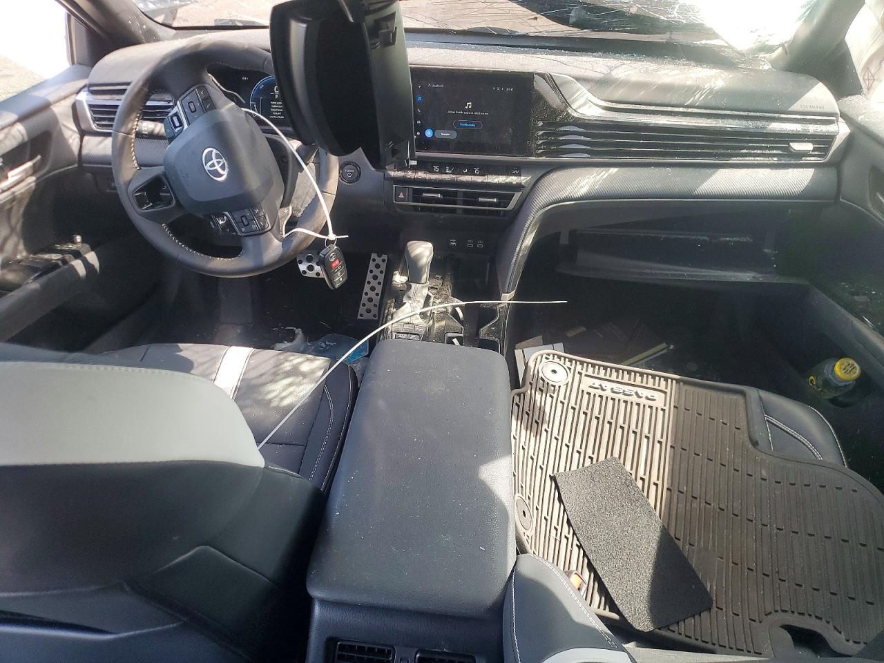 2026 Toyota Camry Se Угольный vin: 4T1DAACK6TU273311