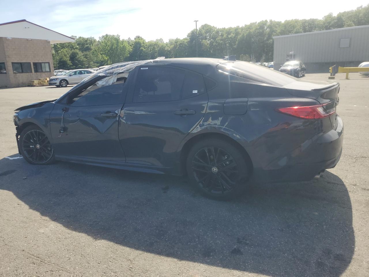 2026 Toyota Camry Se Угольный vin: 4T1DAACK6TU273311 Damage: Left Qtr Panel, Dent(S) W/ Paint Dmg, > 12 Inches