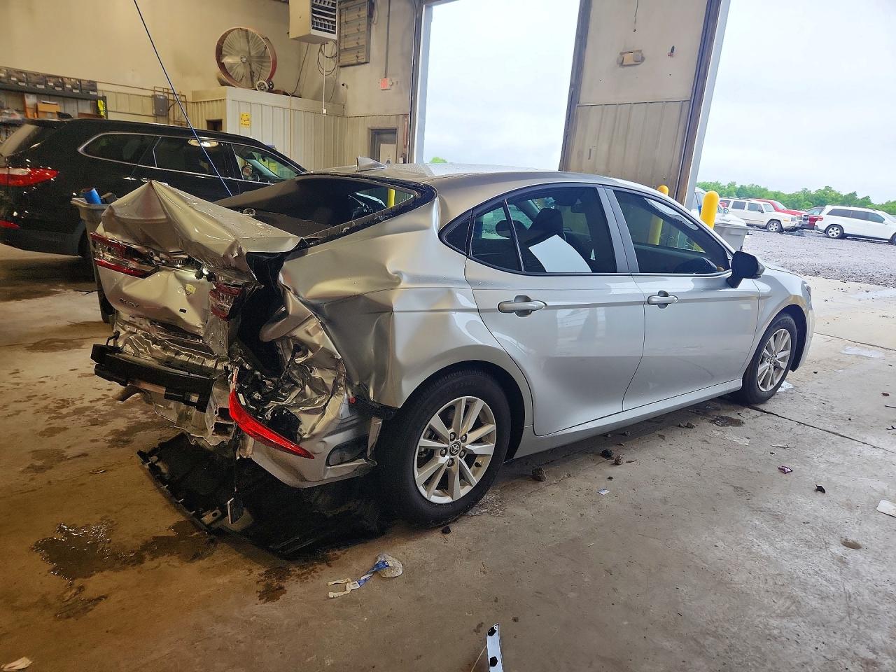 2026 Toyota Camry Le Silver vin: 4T1DAACK6TU708957
