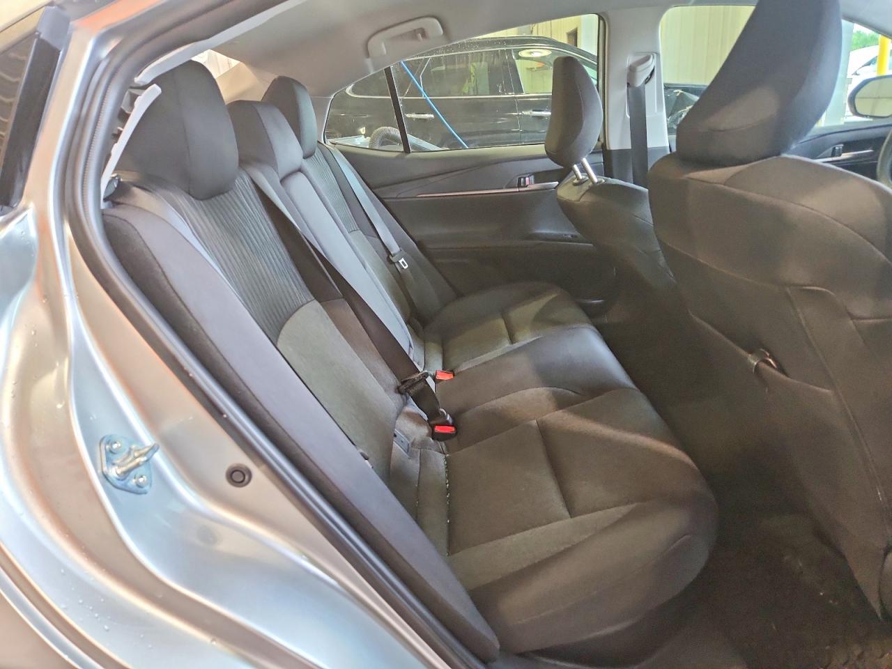 2026 Toyota Camry Le Silver vin: 4T1DAACK6TU708957