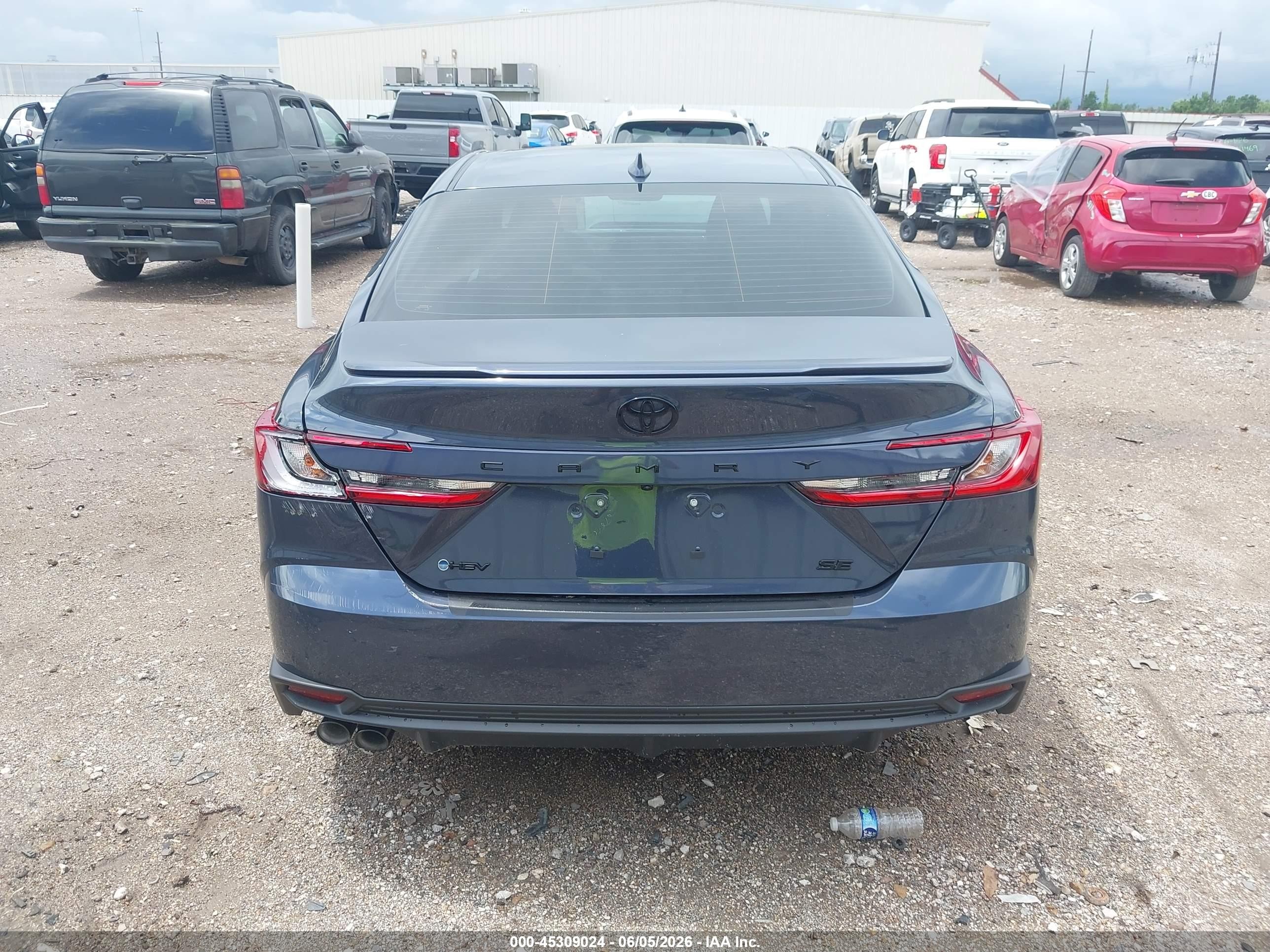 2026 Toyota Camry Se Blue vin: 4T1DAACK6TU743983