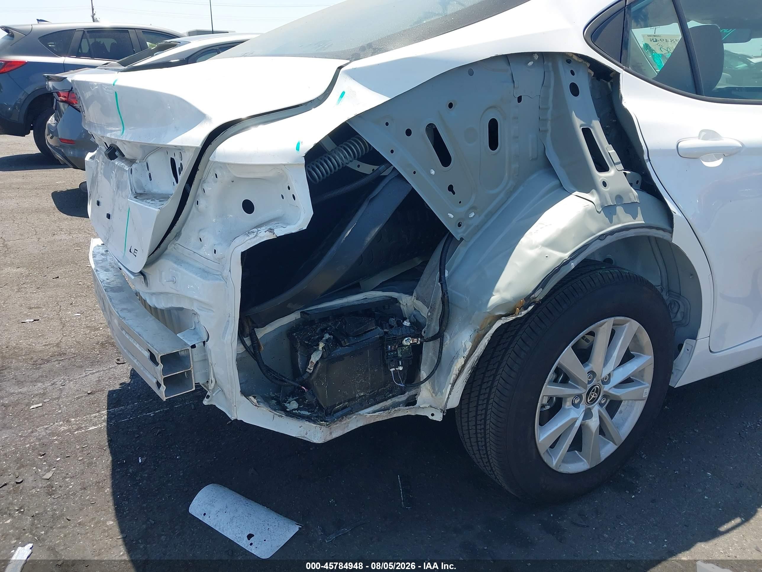 2026 Toyota Camry Le White vin: 4T1DAACK6TU755065