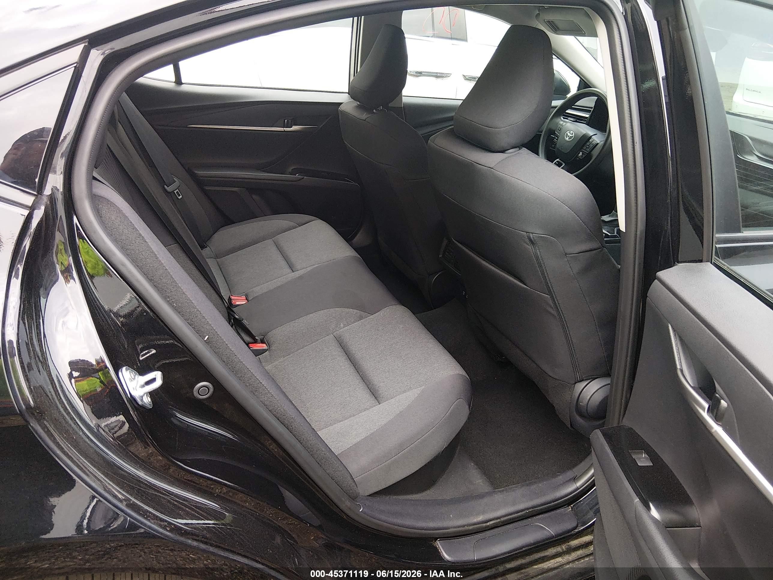 2025 Toyota Camry Le Black vin: 4T1DAACK7SU153953