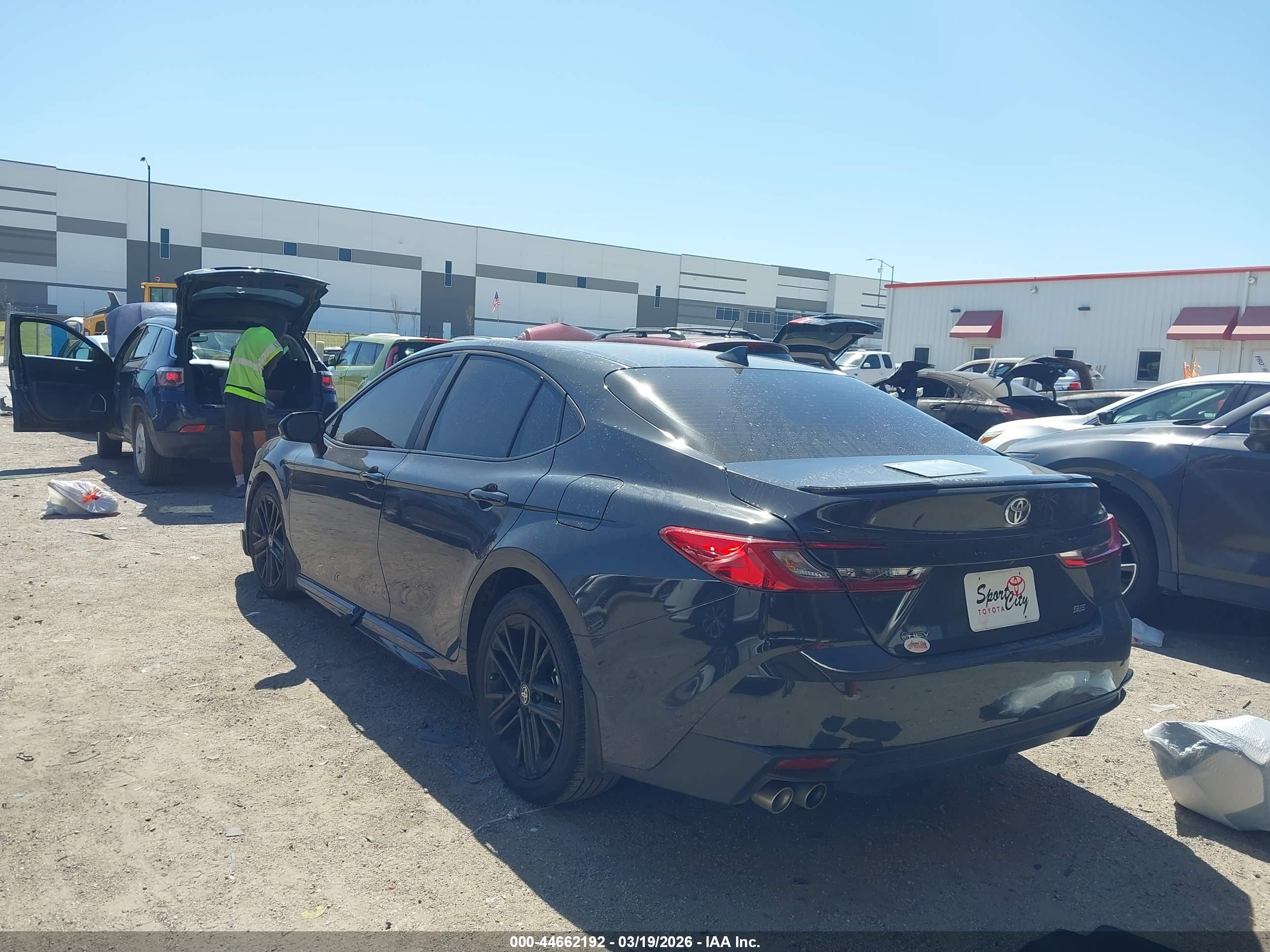 2025 Toyota Camry Se Black vin: 4T1DAACK7SU200723