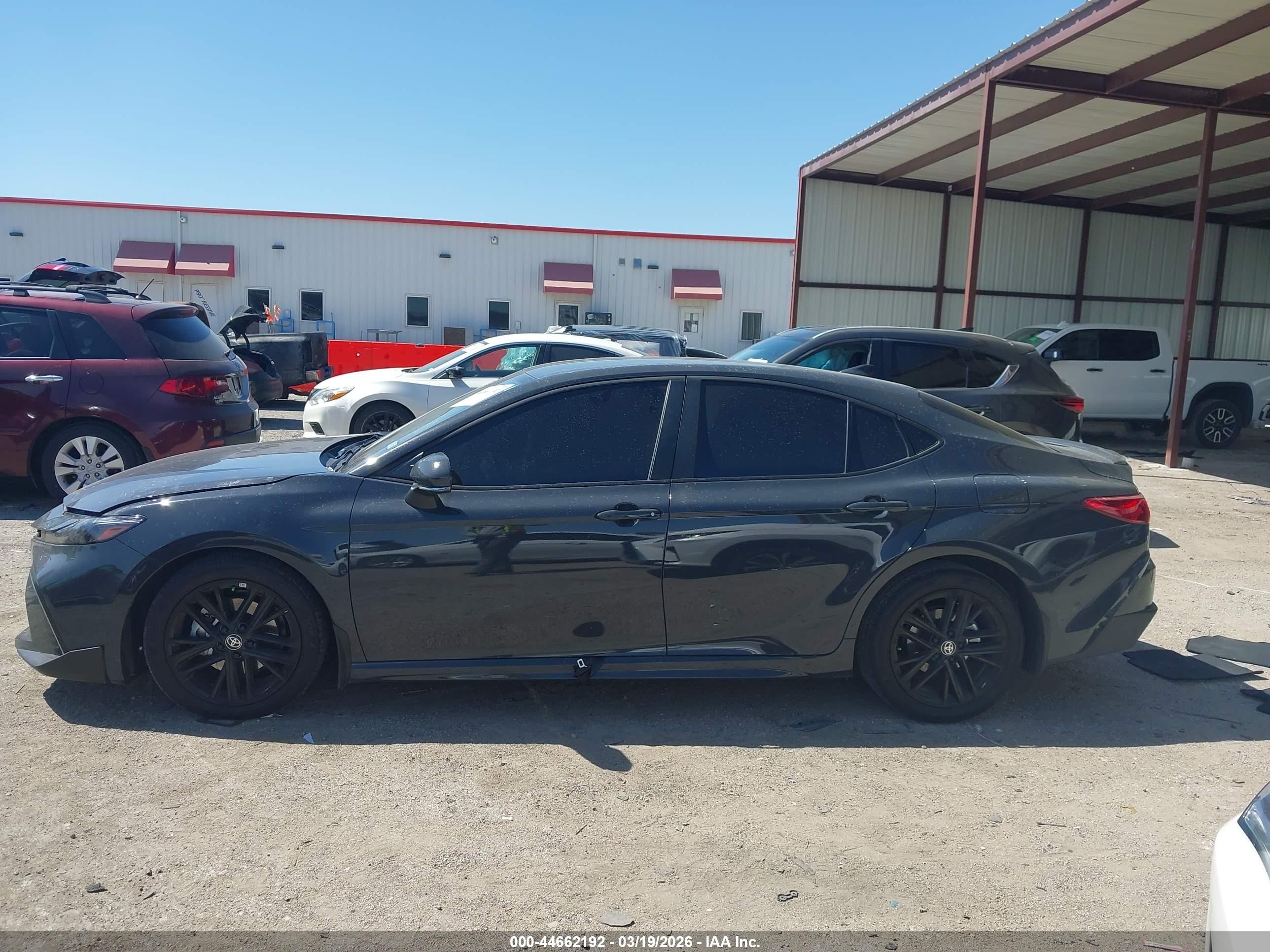 2025 Toyota Camry Se Black vin: 4T1DAACK7SU200723