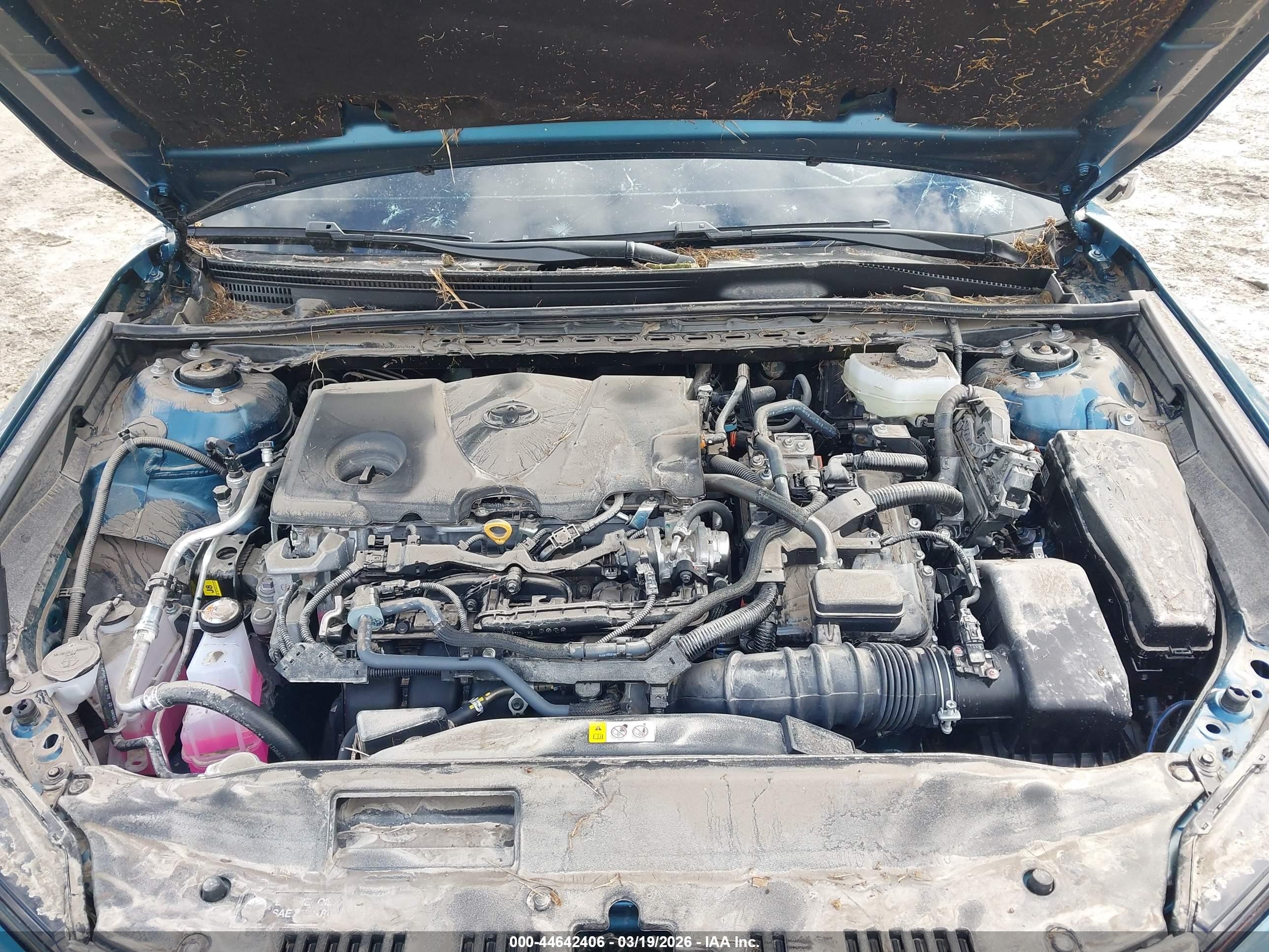 2026 Toyota Camry Le Blue vin: 4T1DAACK7TU231973