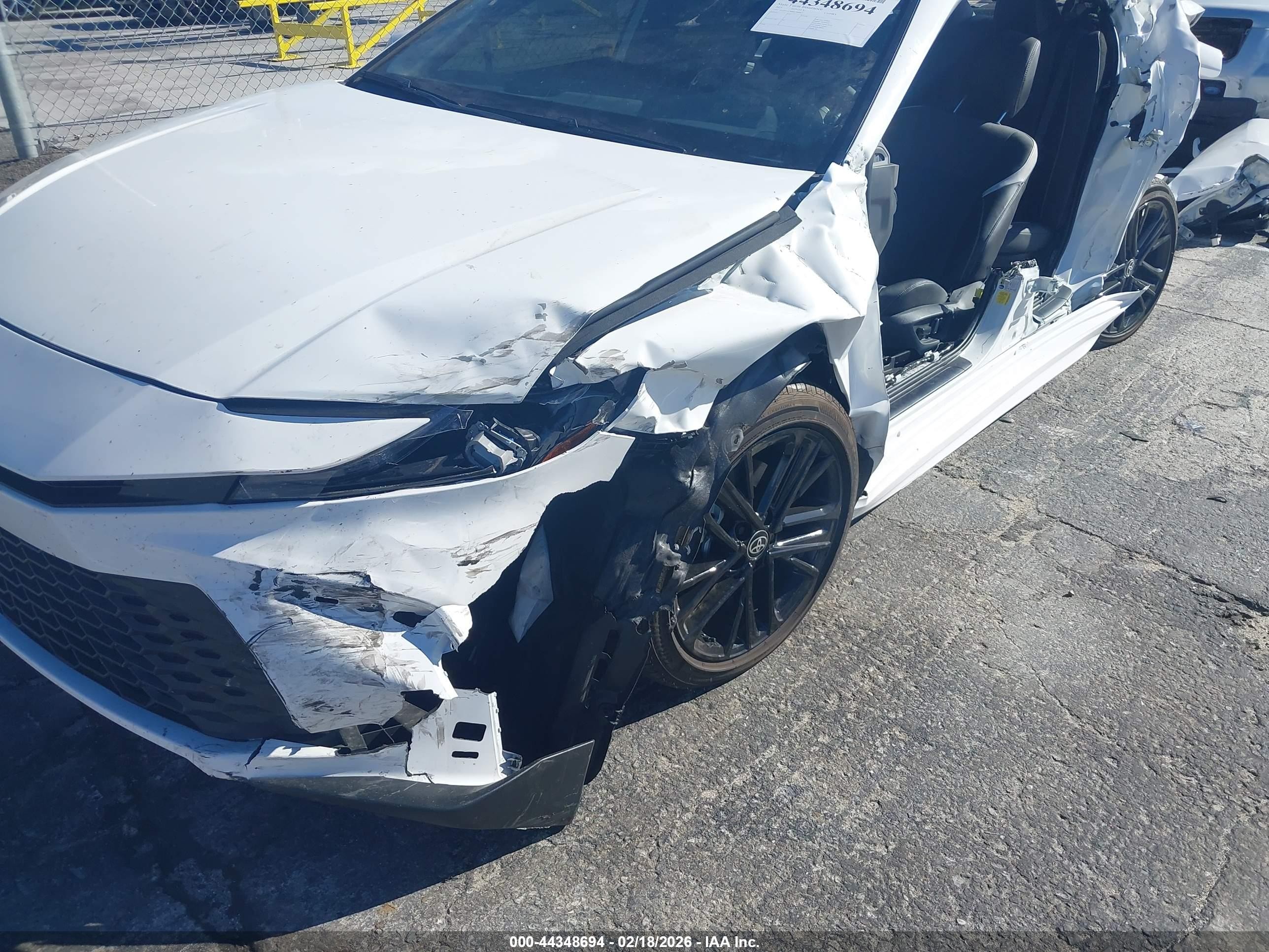 2025 Toyota Camry Se White vin: 4T1DAACK8SU088837