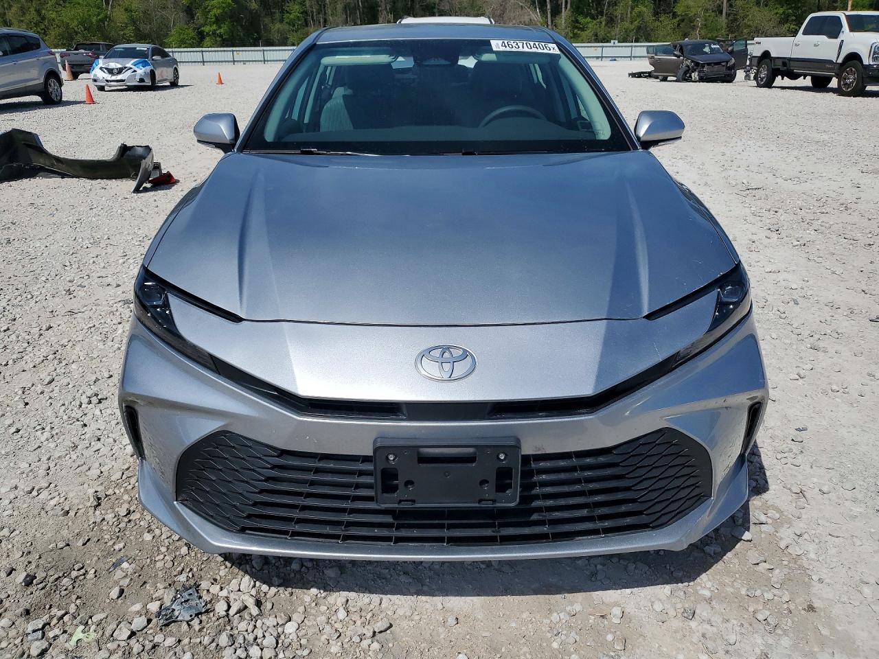 2025 Toyota Camry Le Silver vin: 4T1DAACK8SU129824