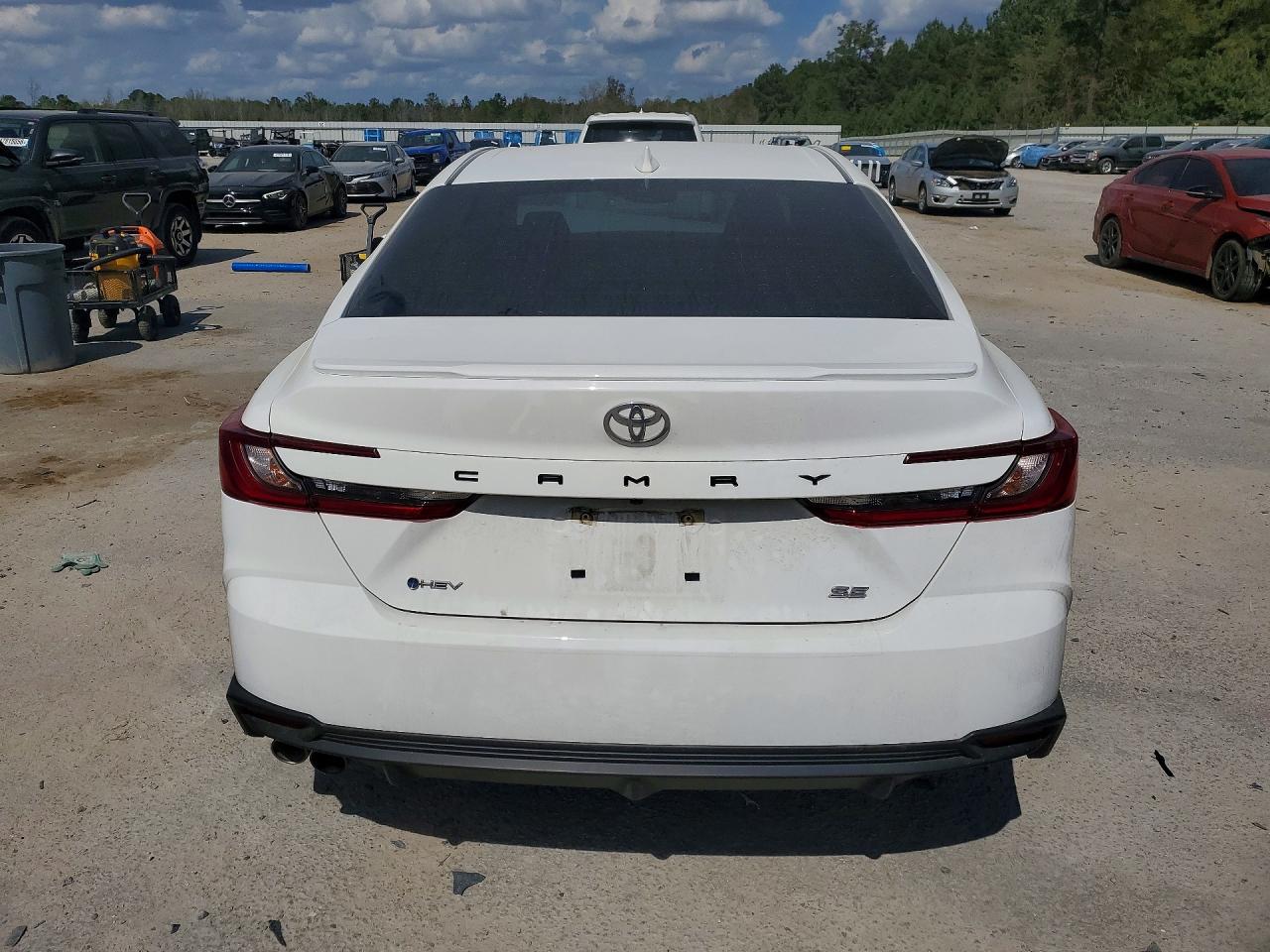2025 Toyota Camry Se White vin: 4T1DAACK8SU605098